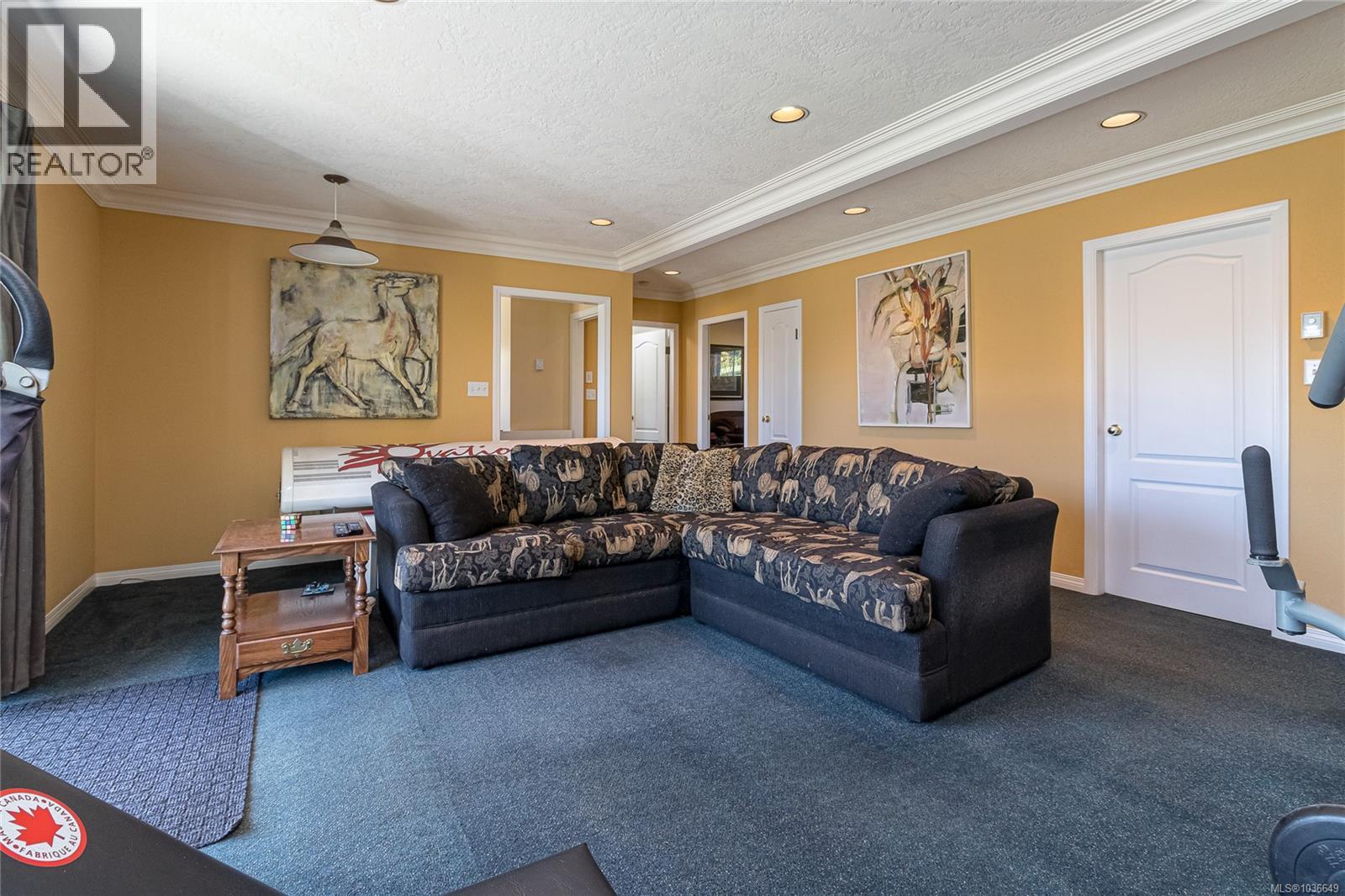  8705 Ebor Terrace, North Saanich