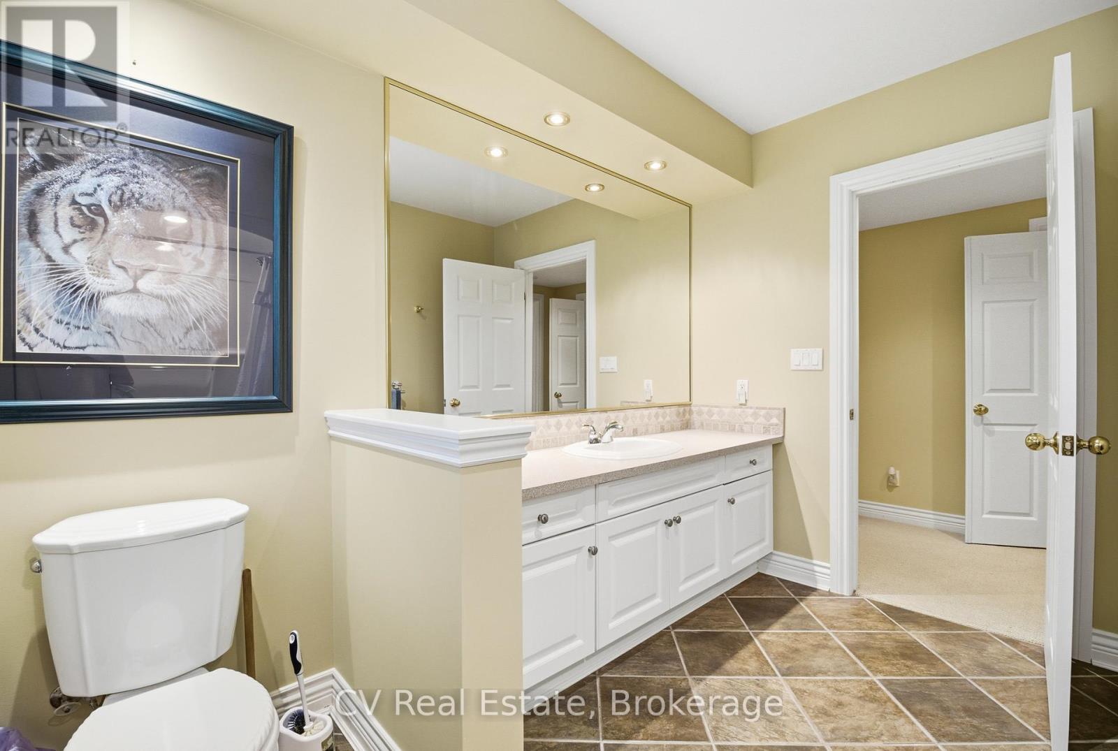1060 S SUNSET BAY RD - Image 35