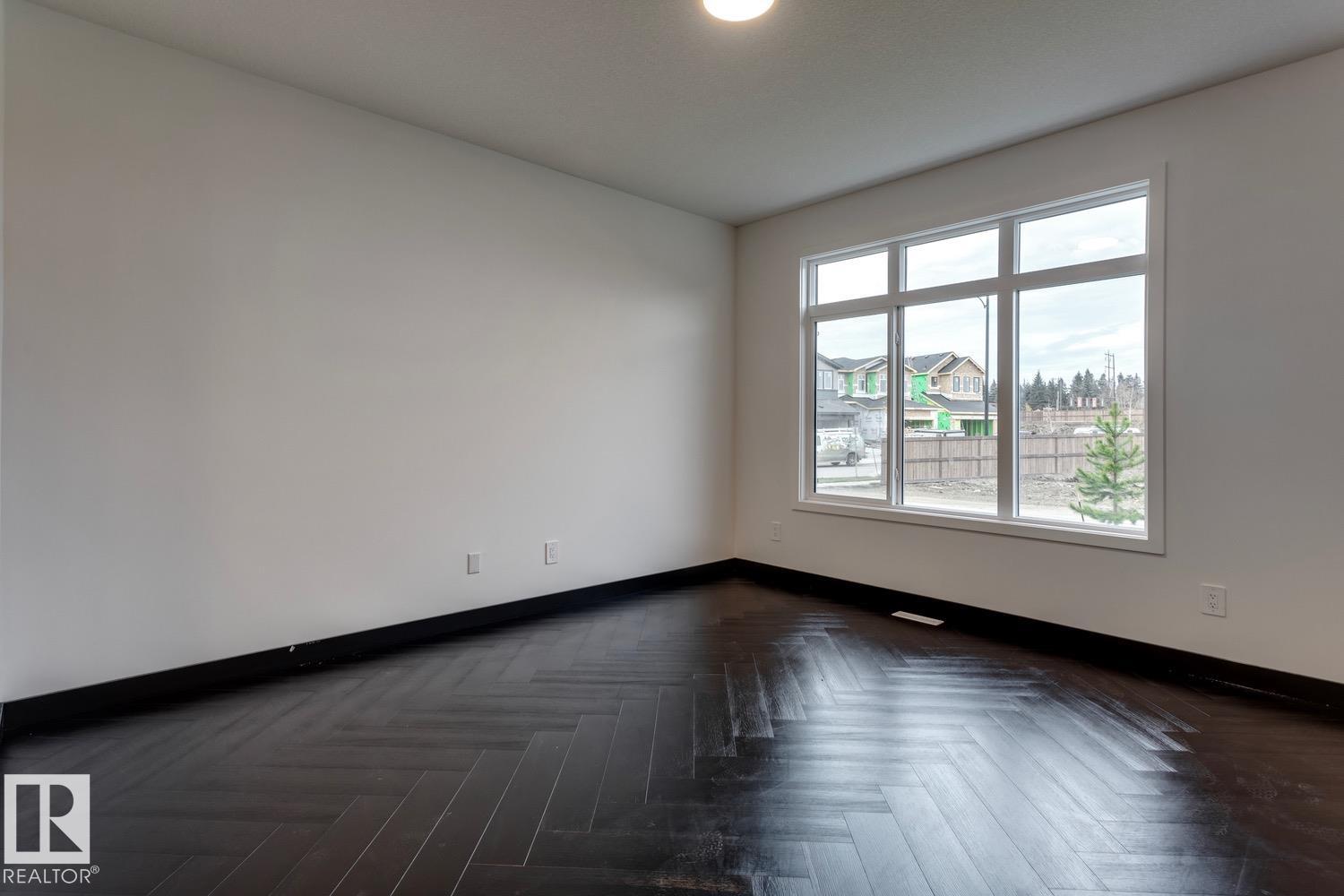18 Cheval CL, Sherwood Park