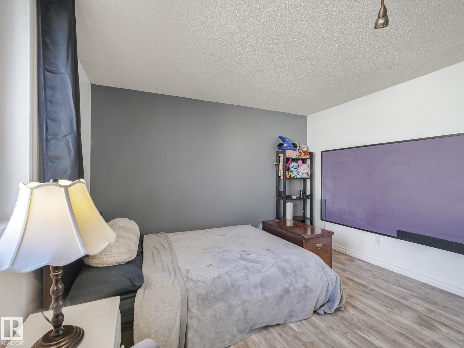 429 Westview CL NW, Edmonton