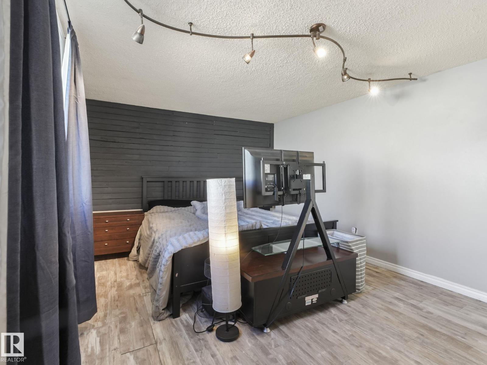 429 Westview CL NW, Edmonton