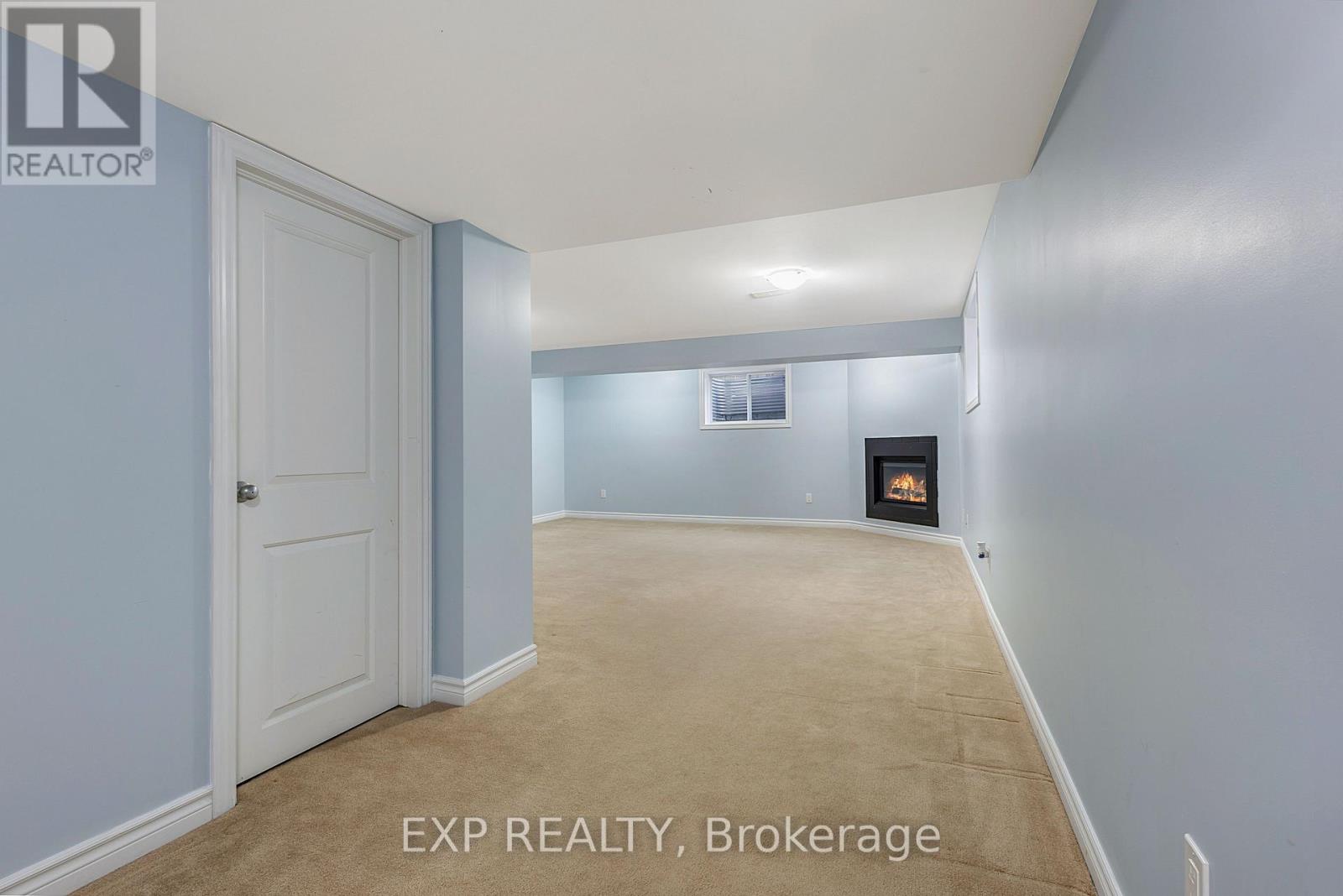 635 MOORPARK AVENUE - 14