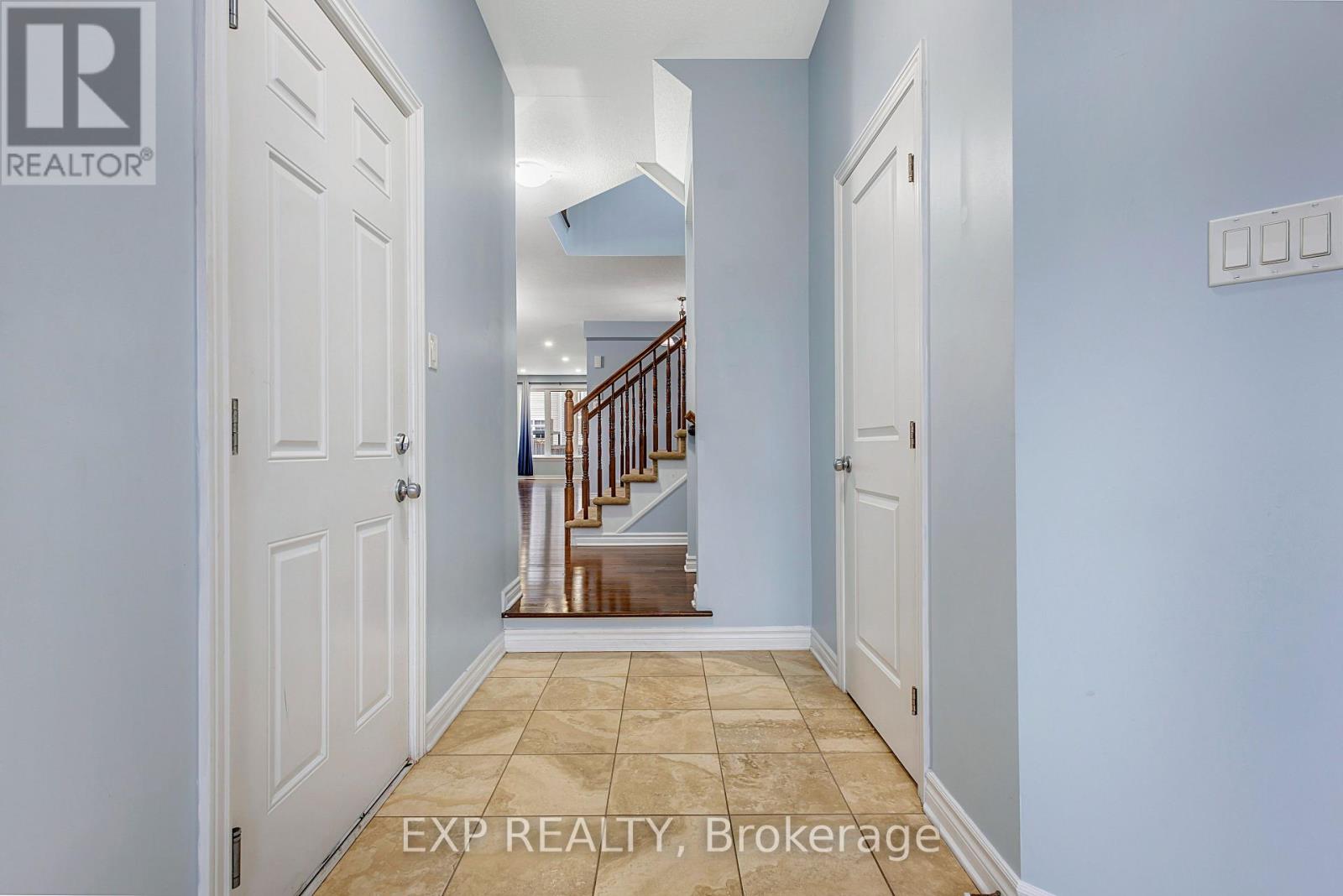 635 MOORPARK AVENUE - 2