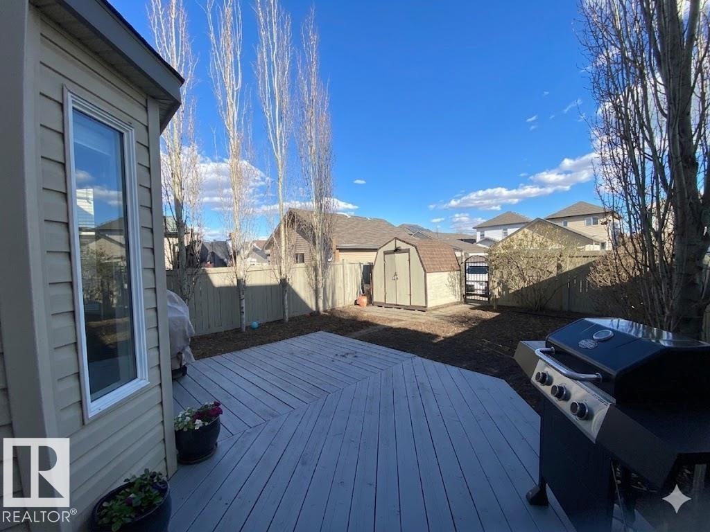 1151 37 AV NW NW, Edmonton