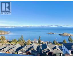 Primary Bedroom - 3865 Gulfview Dr, Nanaimo, BC V9T6E2 Photo 13