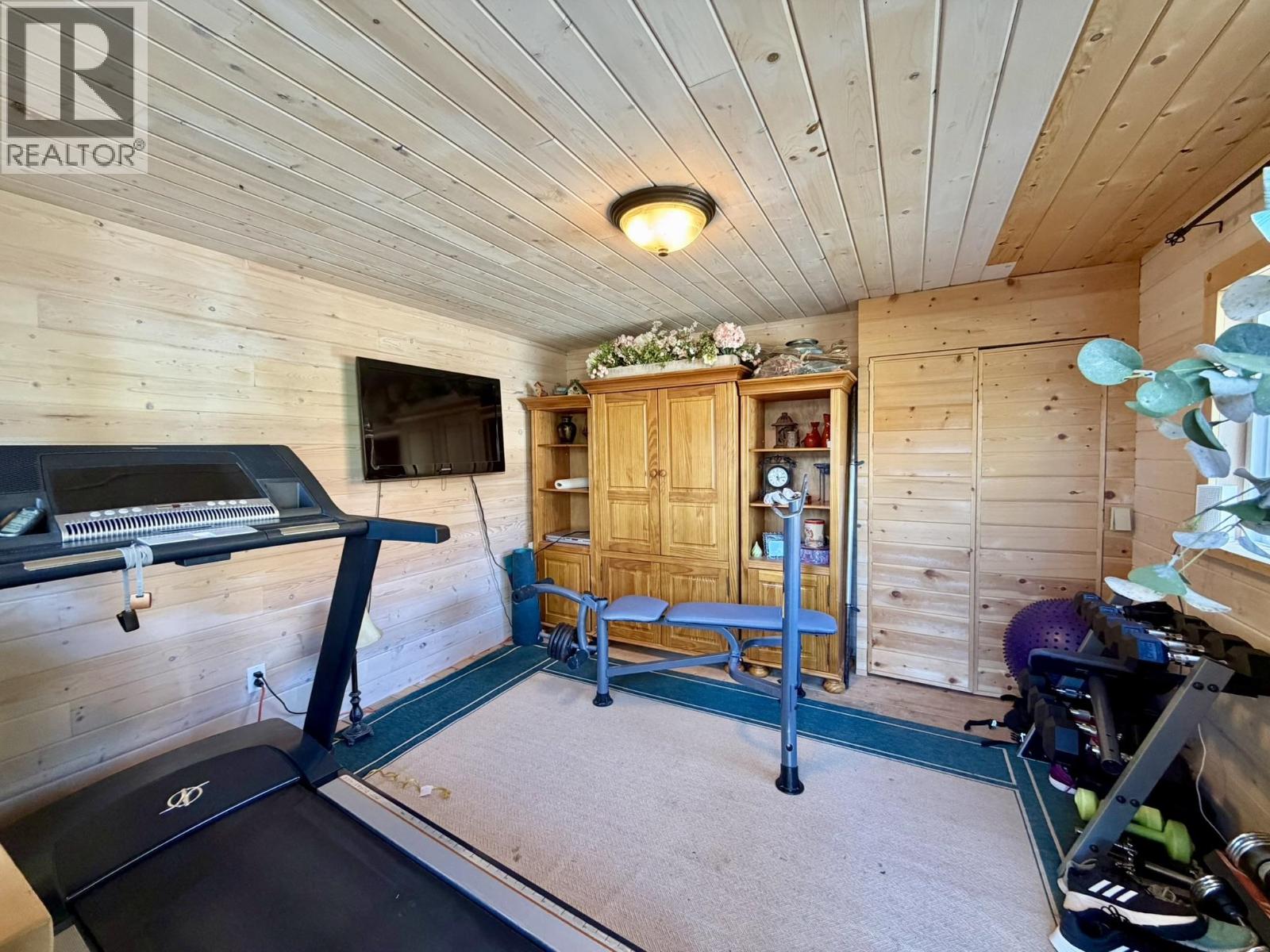 8989 S MAHOOD LAKE ROAD, Canim Lake