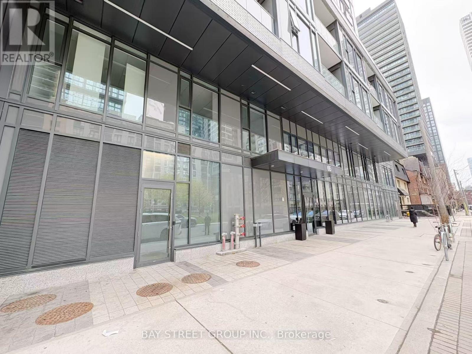 #1904 65 MUTUAL STREET - Image 2