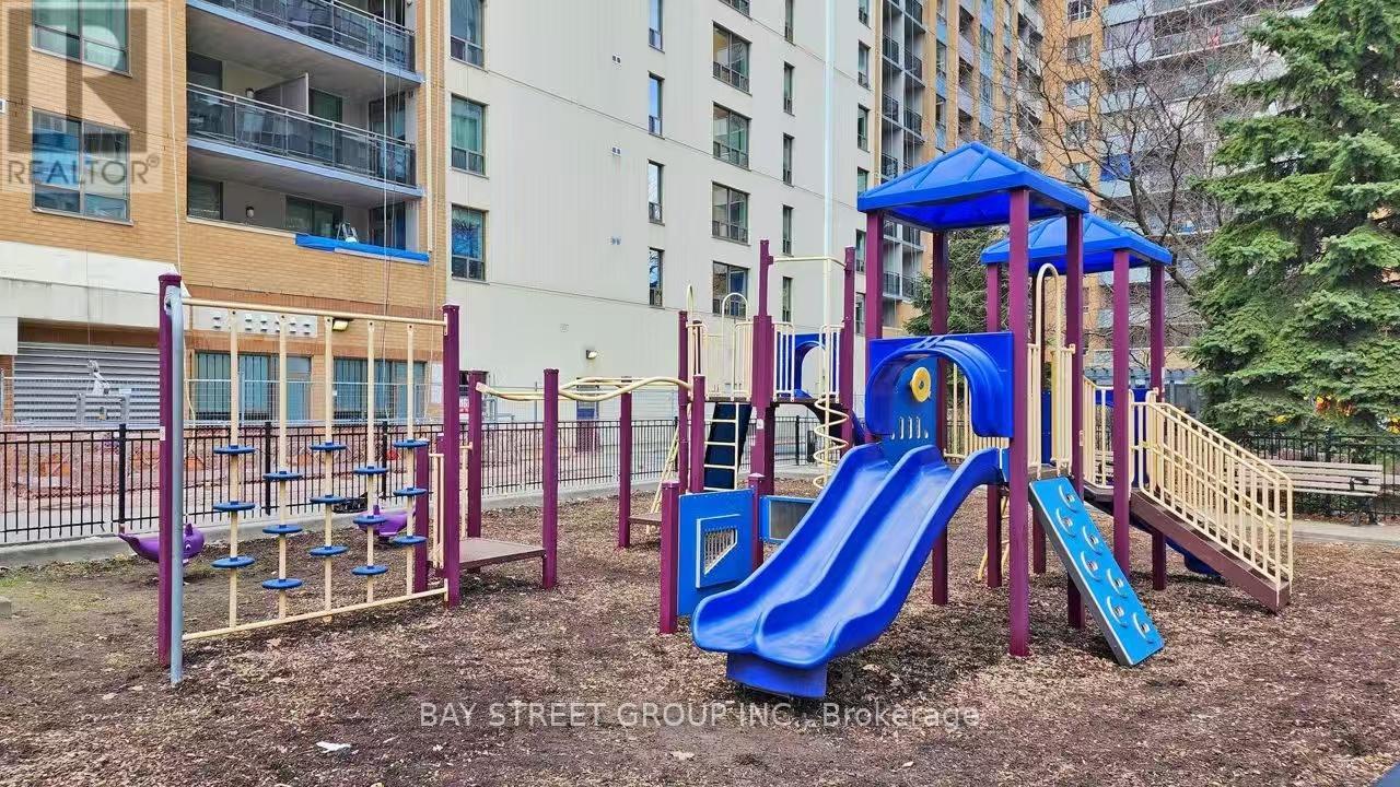 #1904 65 MUTUAL STREET - 29