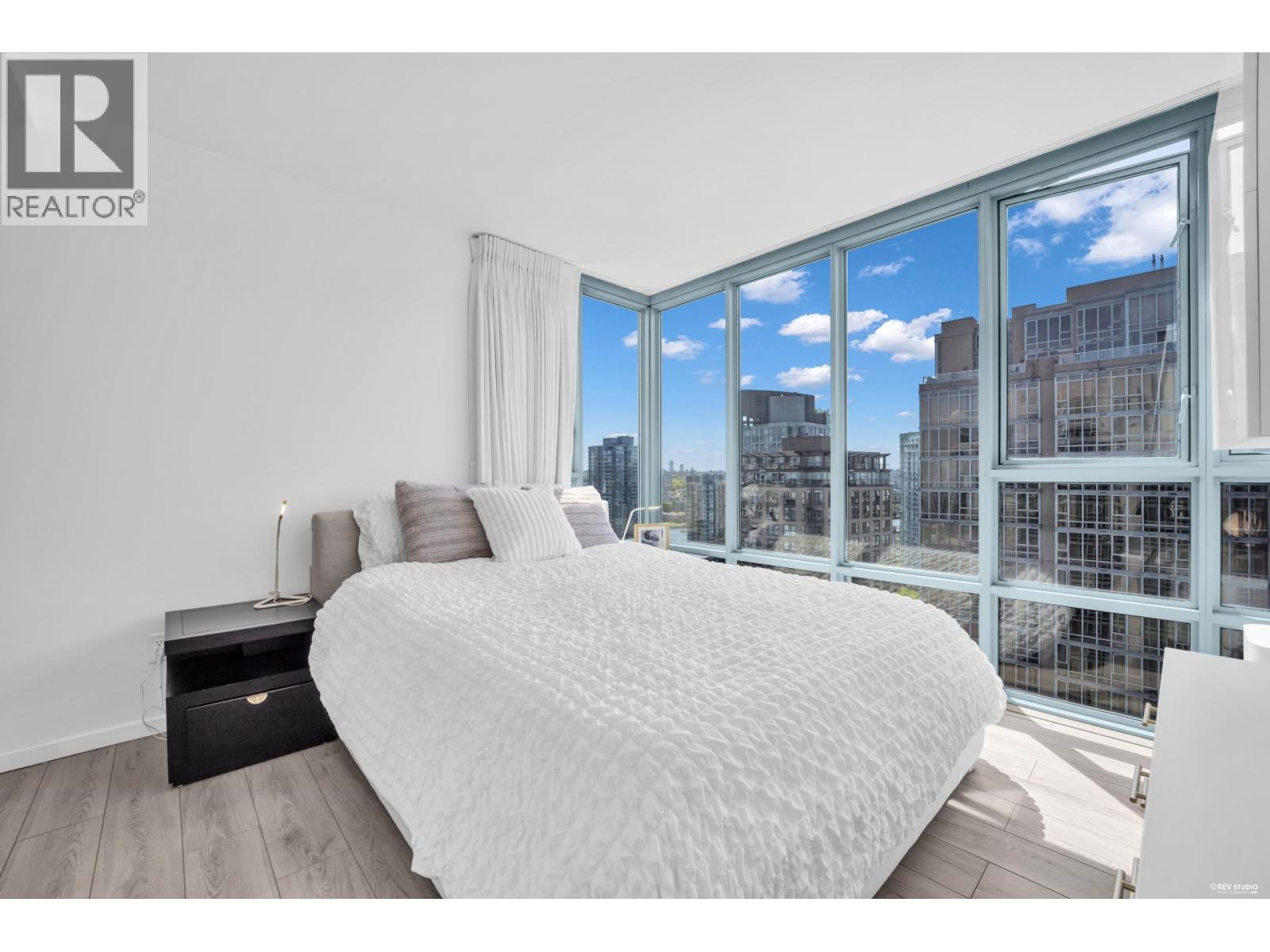 2 Bed, 2 Bath House for Sale in Vancouver – 2802 930 CAMBIE STREET, Vancouver – MLS# R3123550 - Image 18