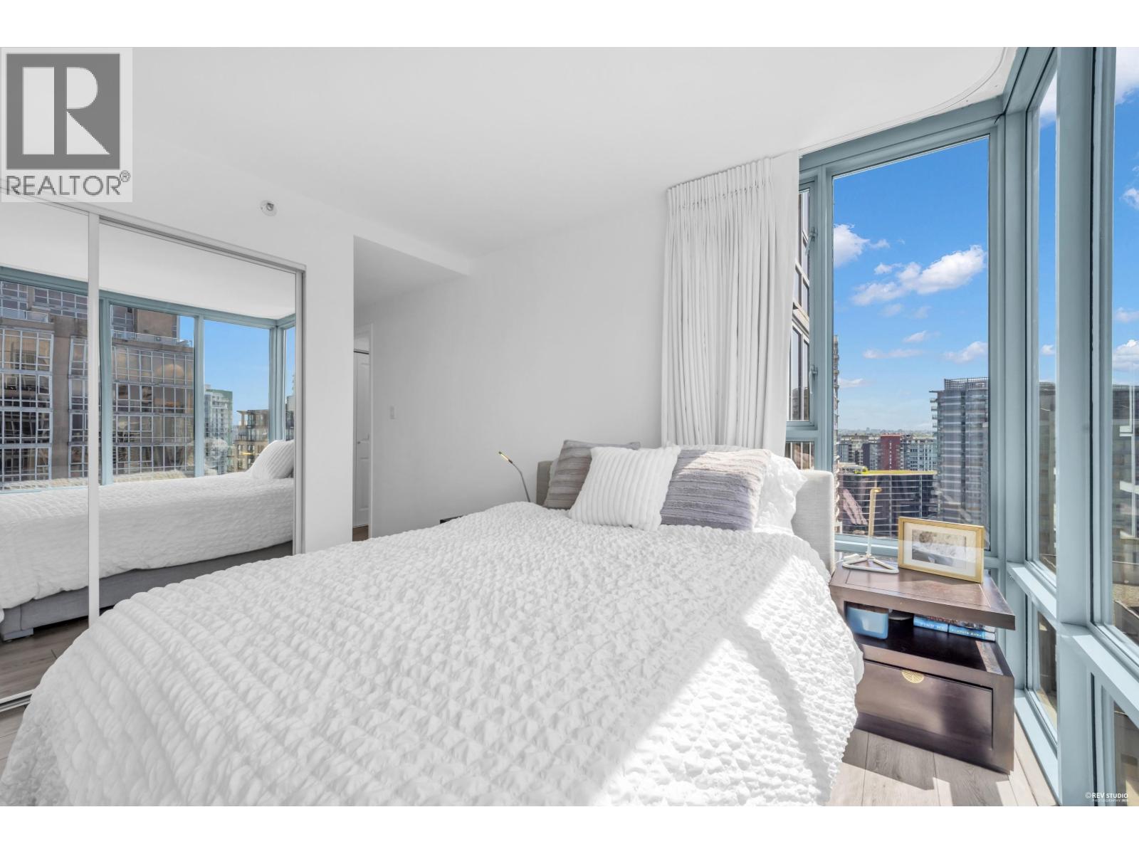 2 Bed, 2 Bath House for Sale in Vancouver – 2802 930 CAMBIE STREET, Vancouver – MLS# R3123550 - Image 20