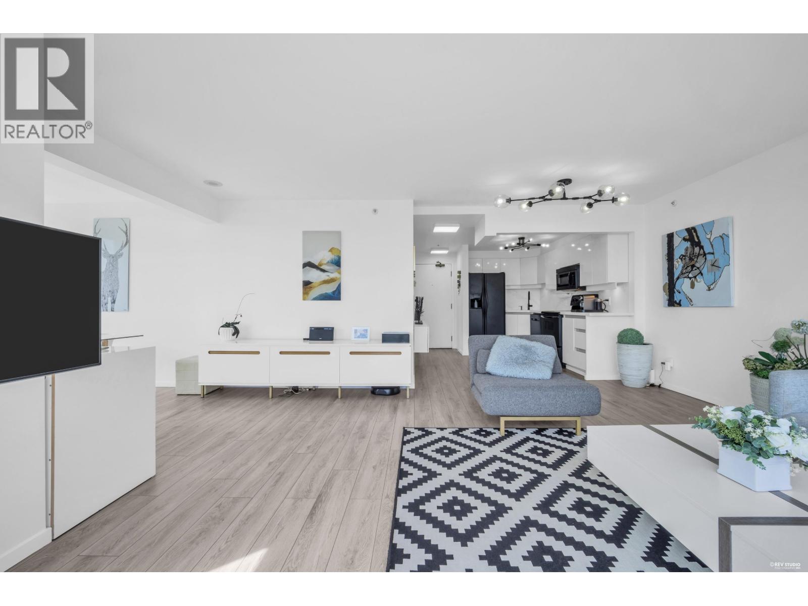 2 Bed, 2 Bath House for Sale in Vancouver – 2802 930 CAMBIE STREET, Vancouver – MLS# R3123550 - Image 5