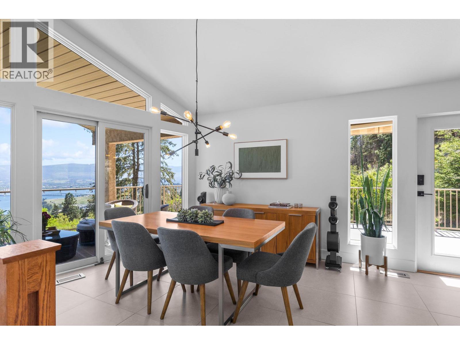 1232 Pettman Road - 10
