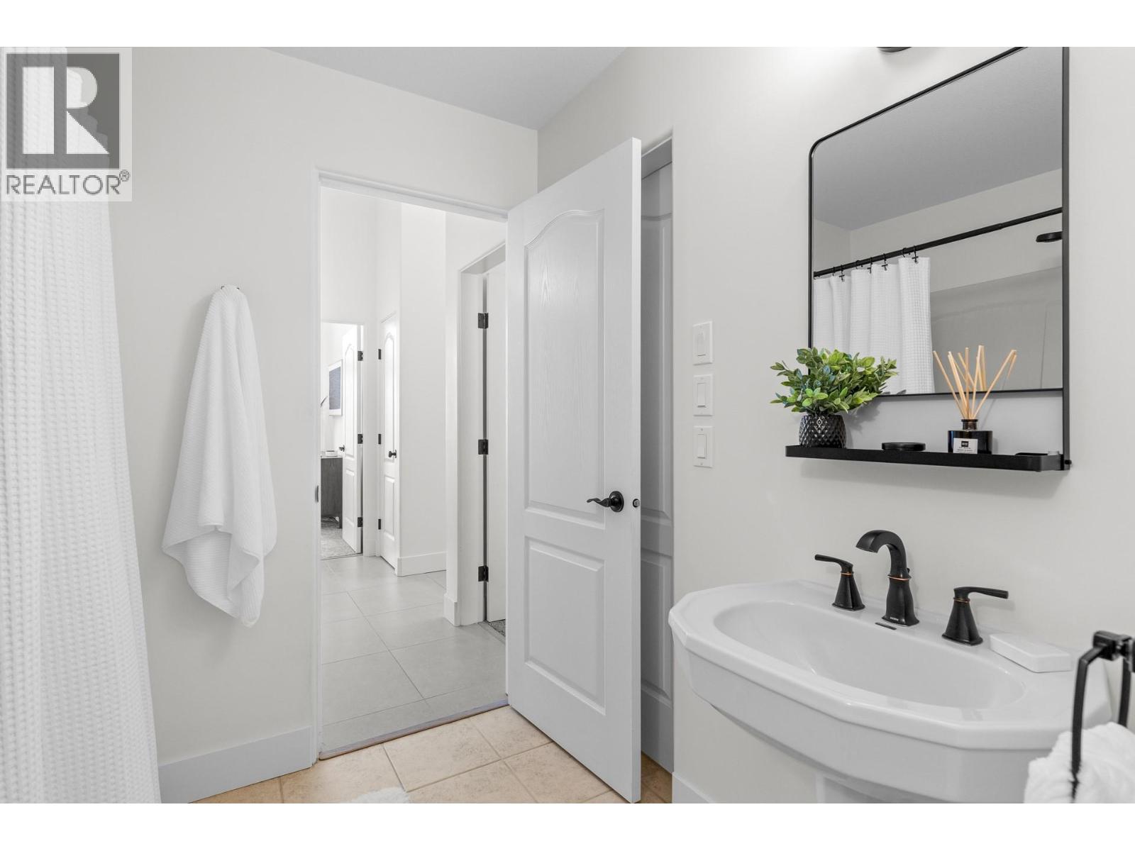 1232 Pettman Road - 30