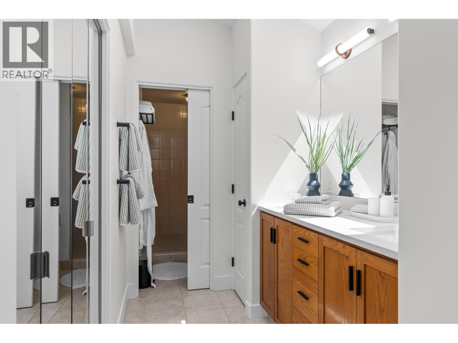 1232 Pettman Road - 28