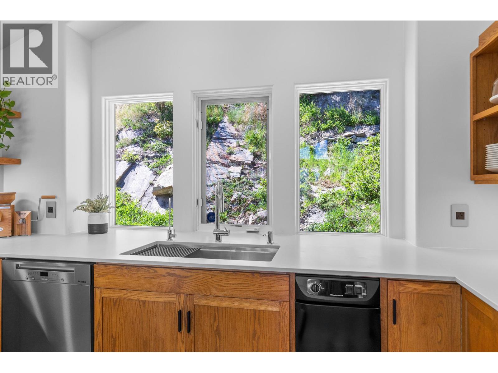 1232 Pettman Road - 18