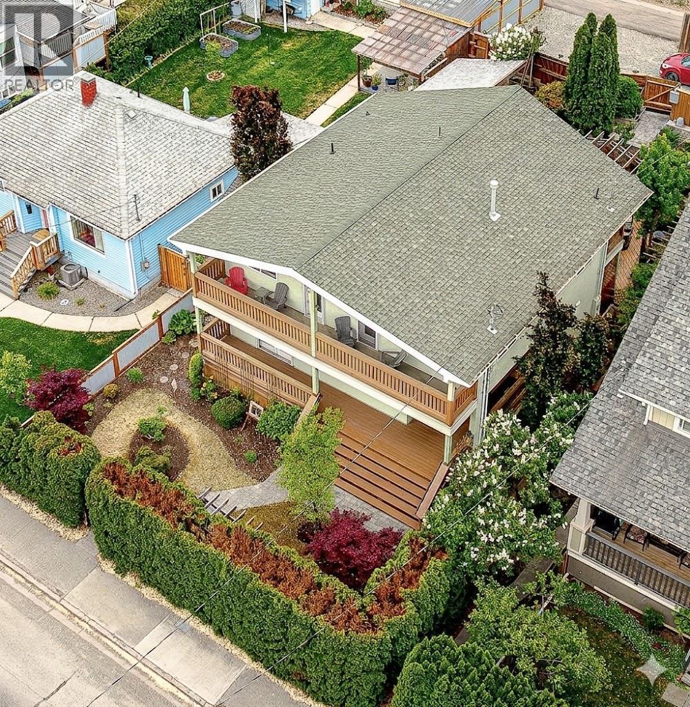 1127 Columbia Street - 2