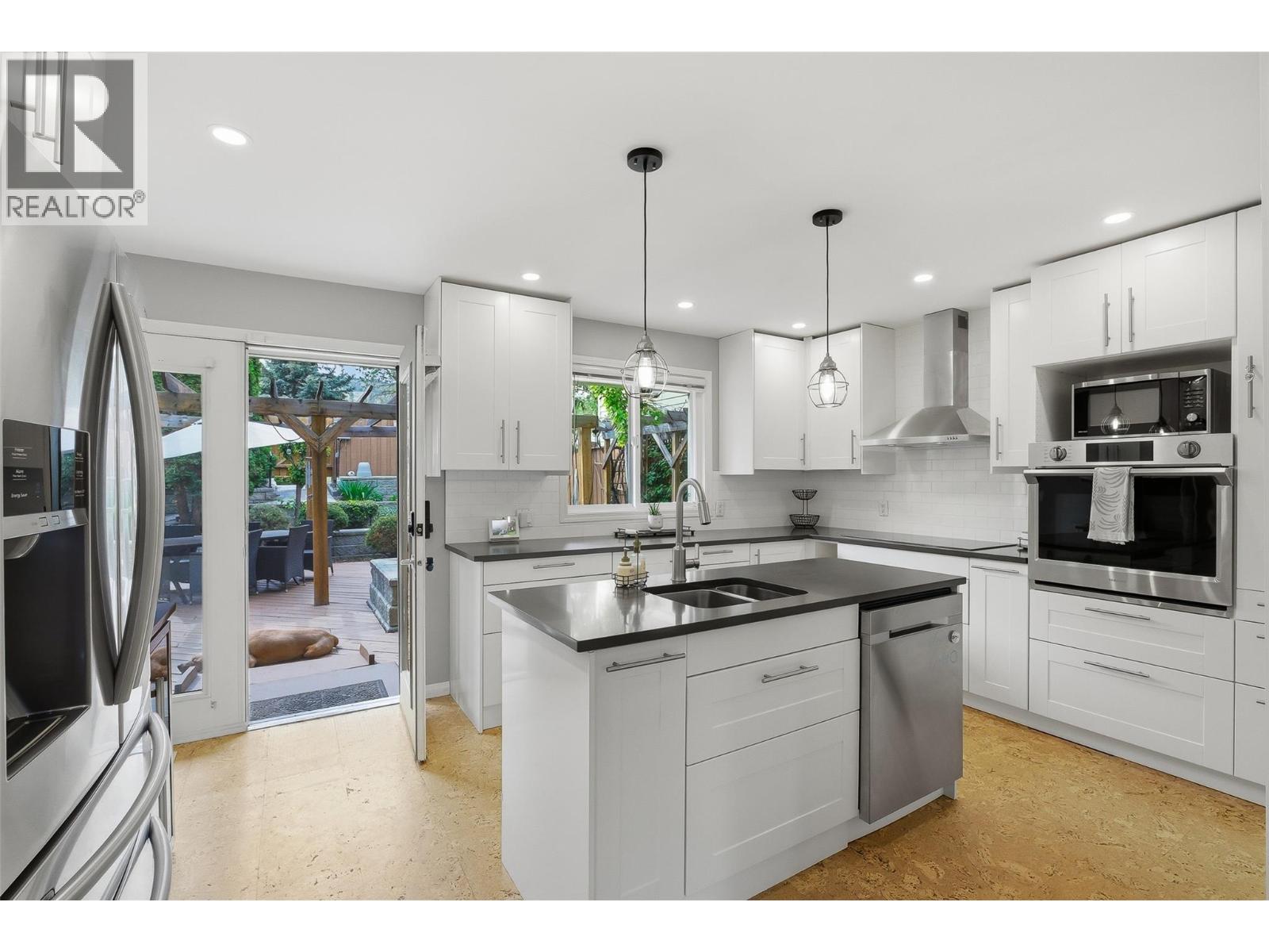 1127 Columbia Street - 15
