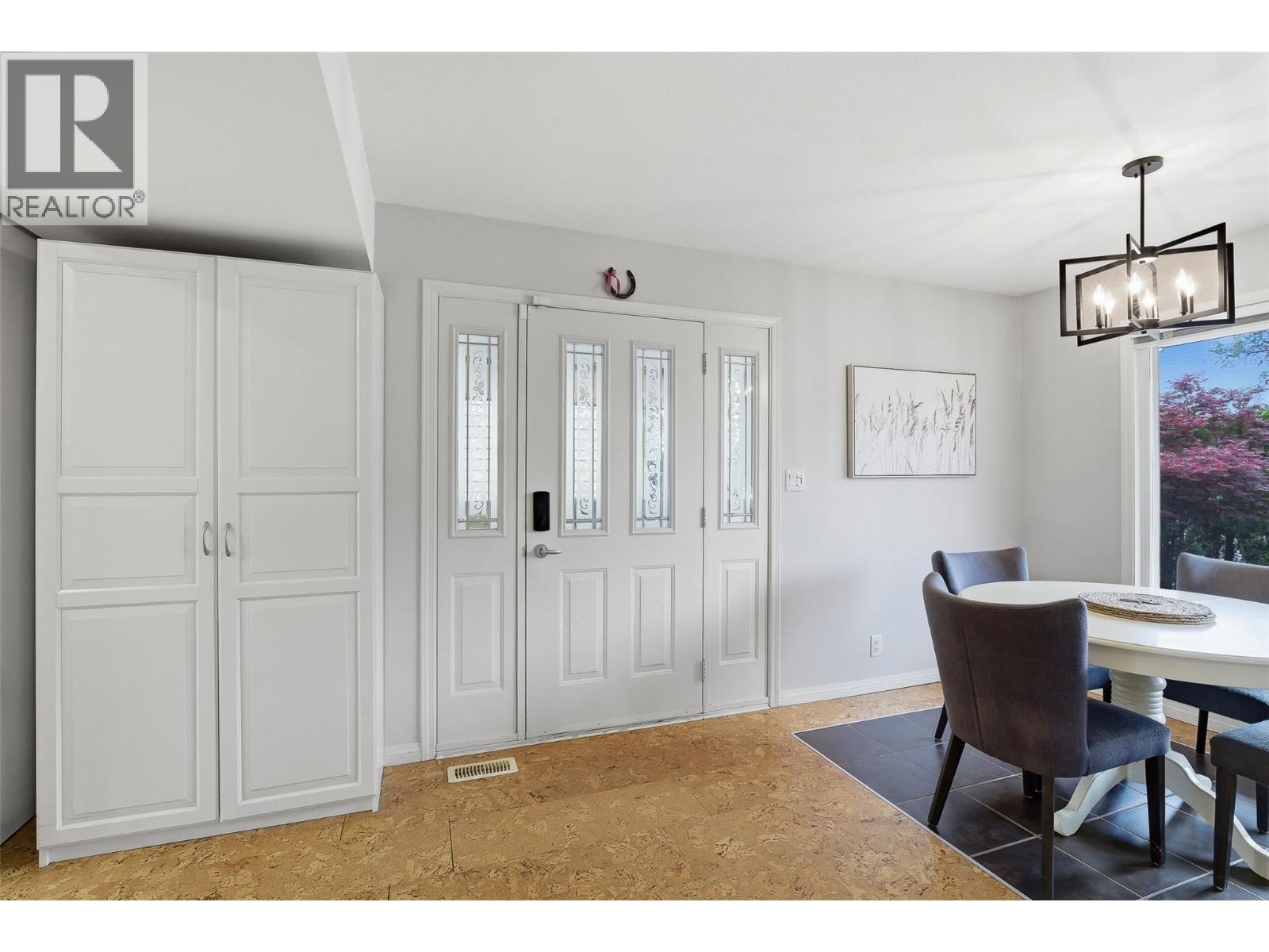 1127 Columbia Street - 8