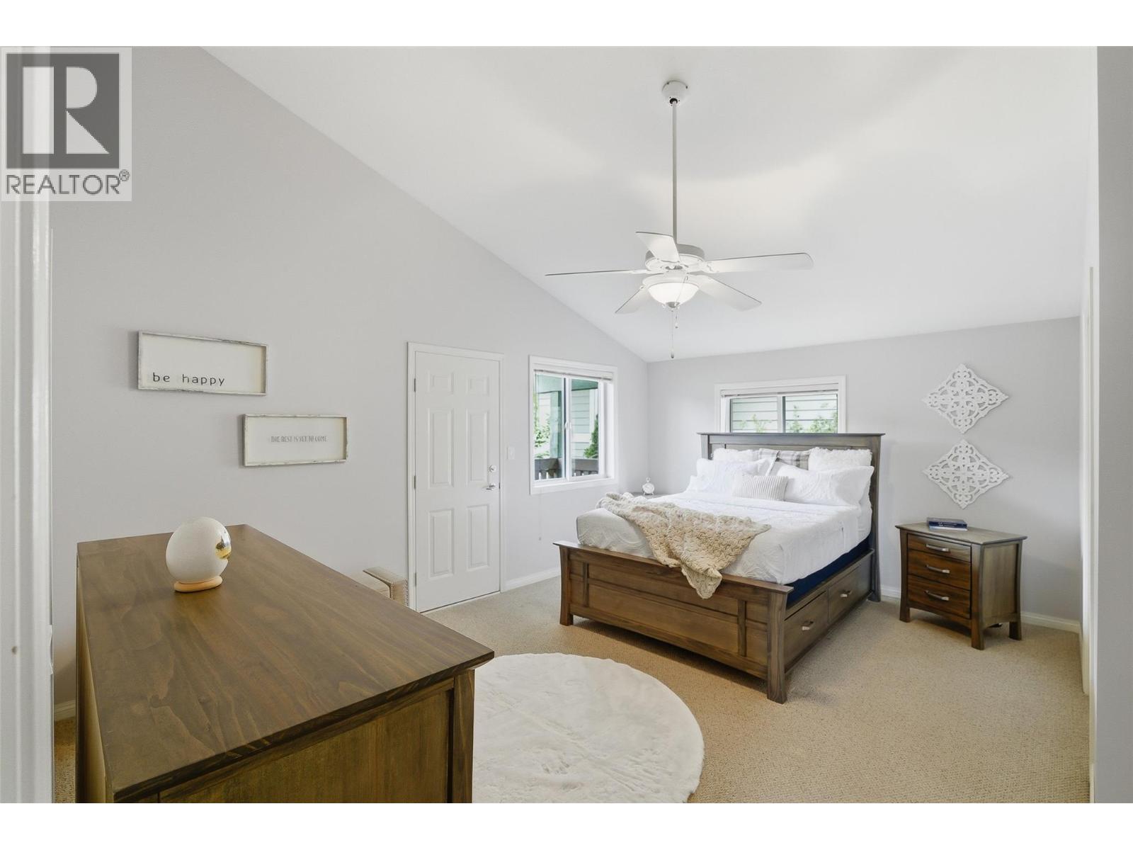 1127 Columbia Street - 34