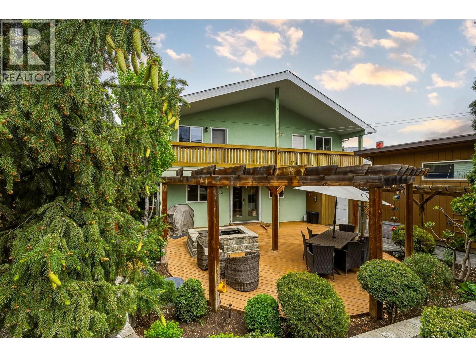 1127 Columbia Street - 54