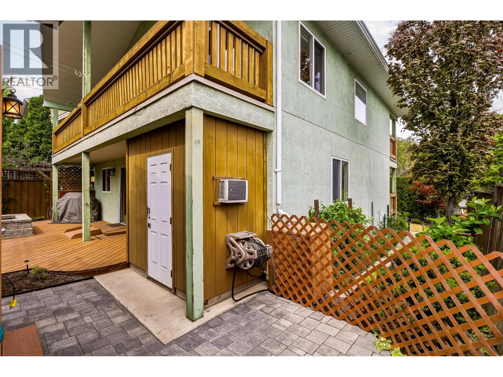 1127 Columbia Street - 59