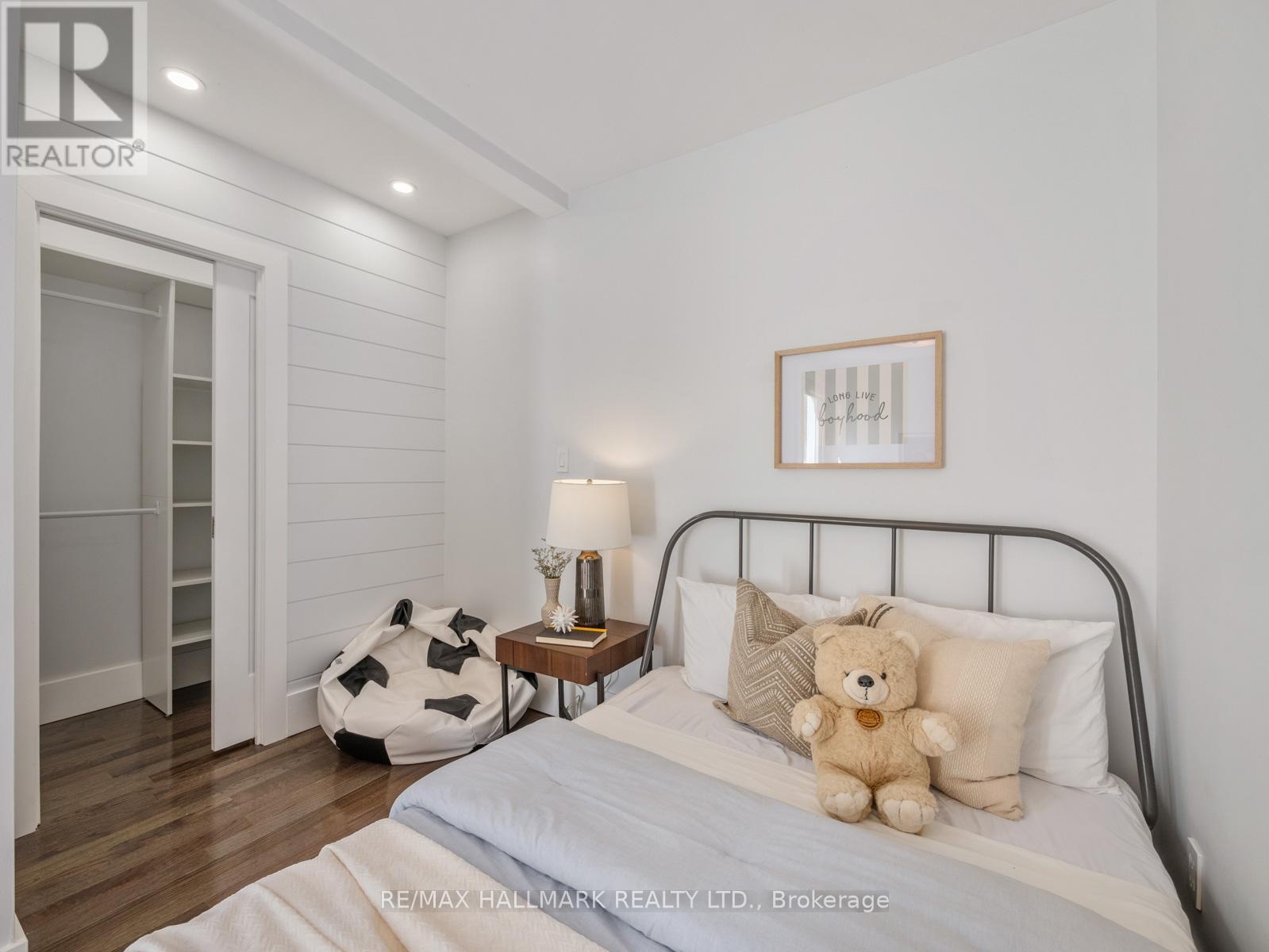 151 EASTWOOD AVENUE - 20