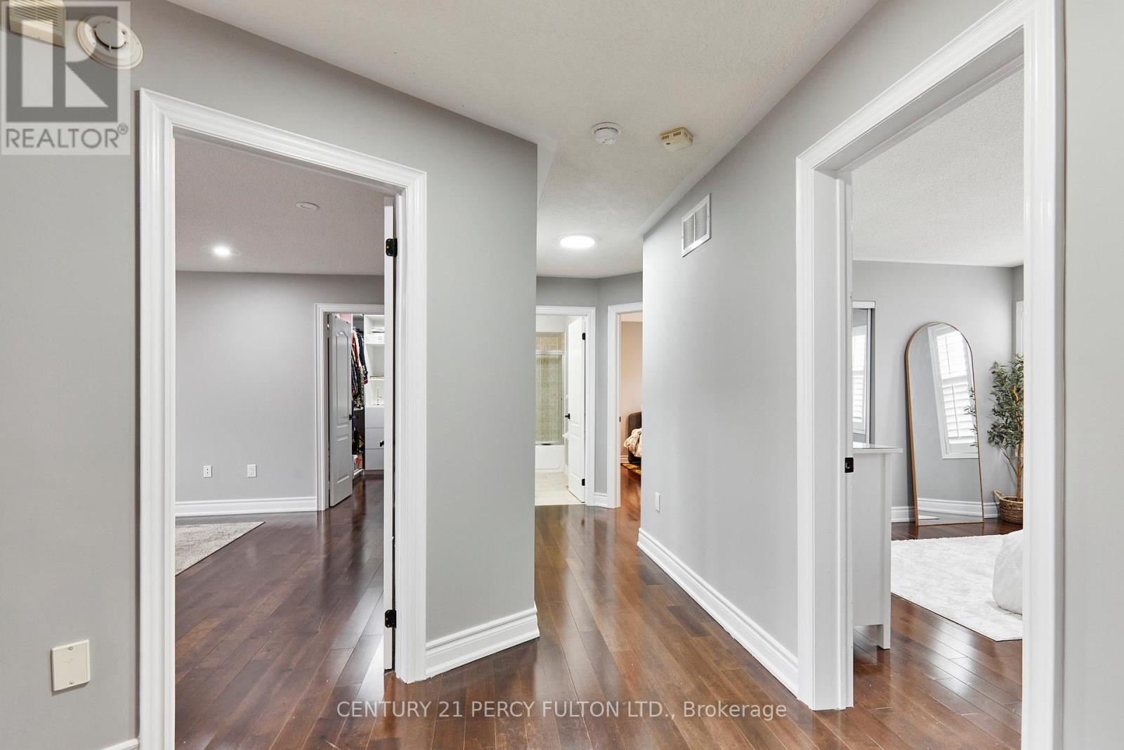 7 SCHOOLBRIDGE STREET - 21