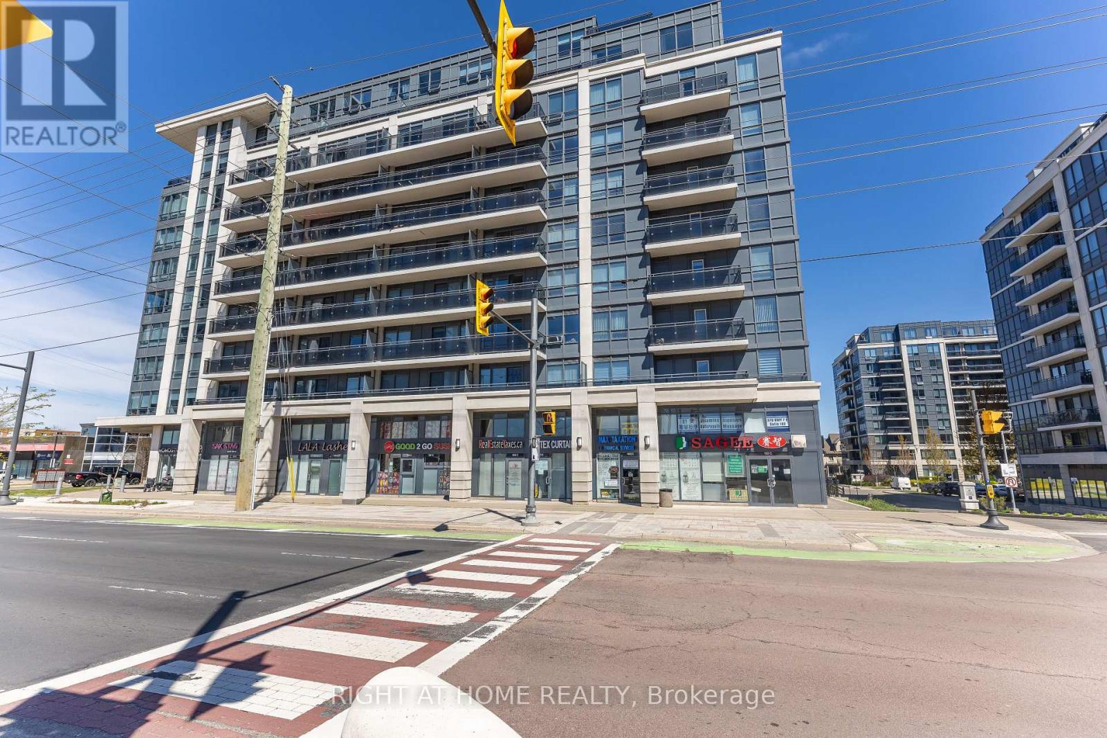#1021 370 HIGHWAY 7 E - 3