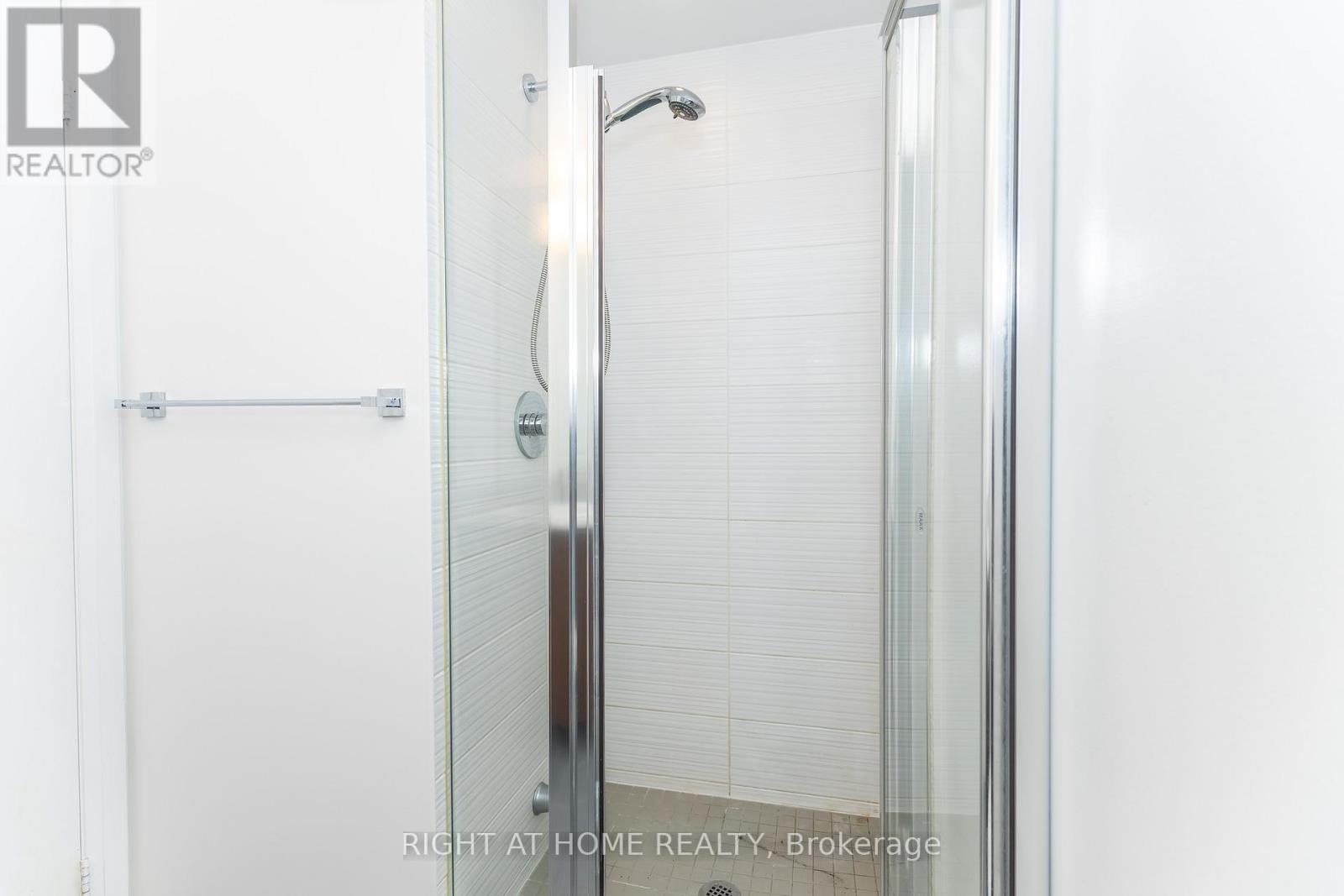 #1021 370 HIGHWAY 7 E - 37