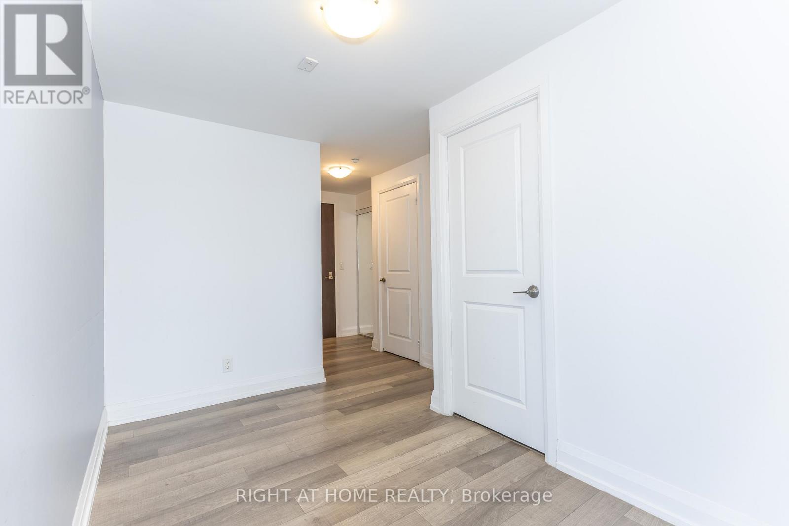 #1021 370 HIGHWAY 7 E - 25