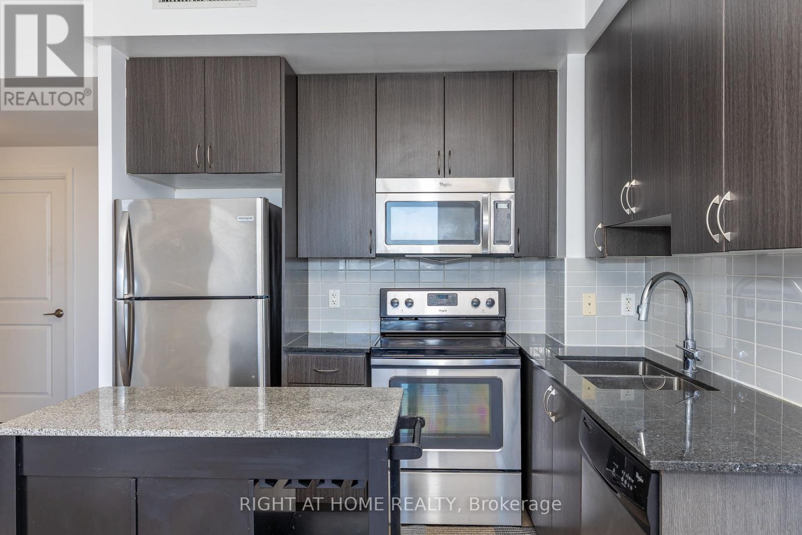 #1021 370 HIGHWAY 7 E - 17