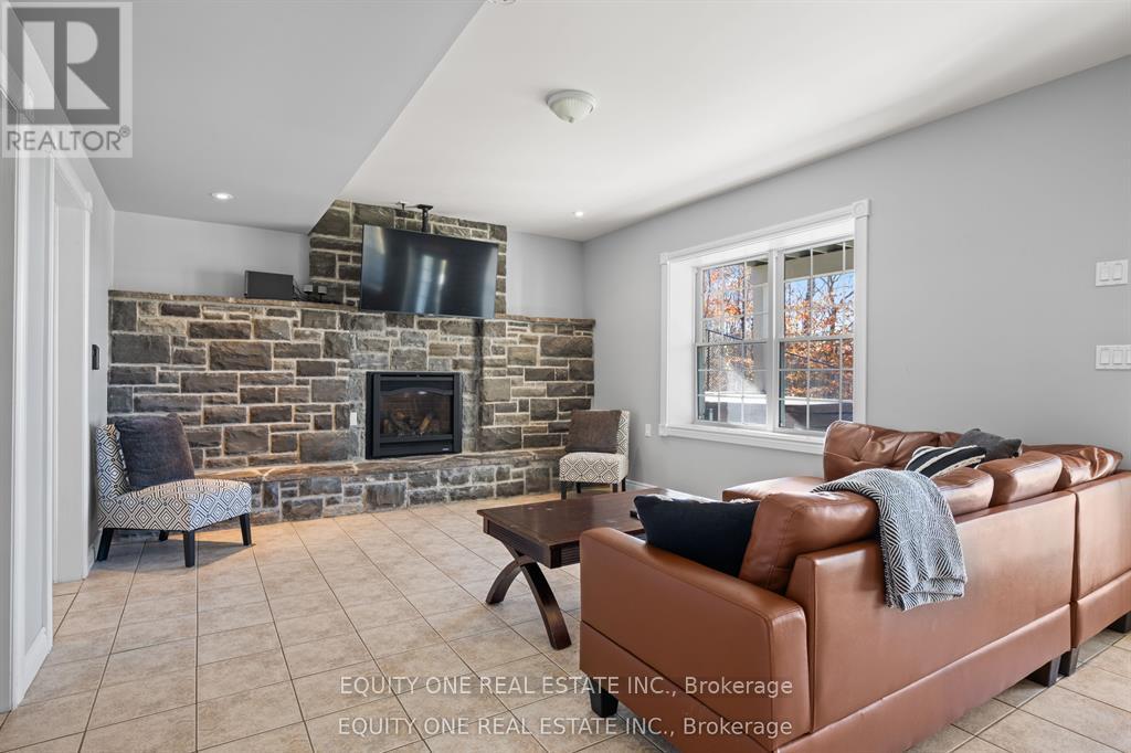 1099C POLAR BEAR LANE - 25