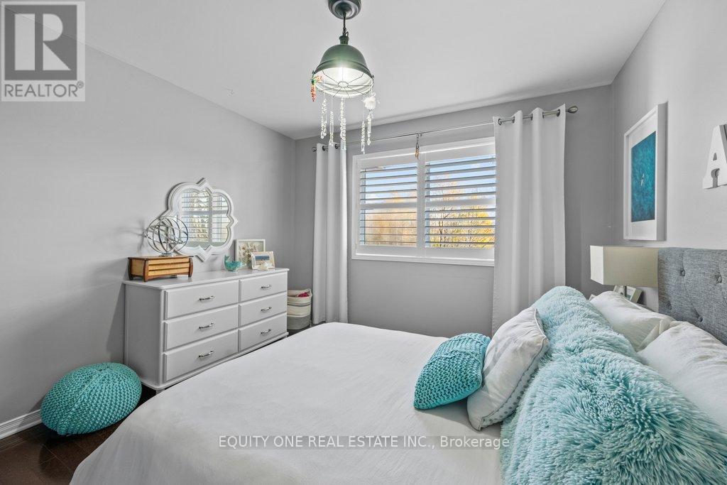 133 ARBOURBROOK BOULEVARD - 36