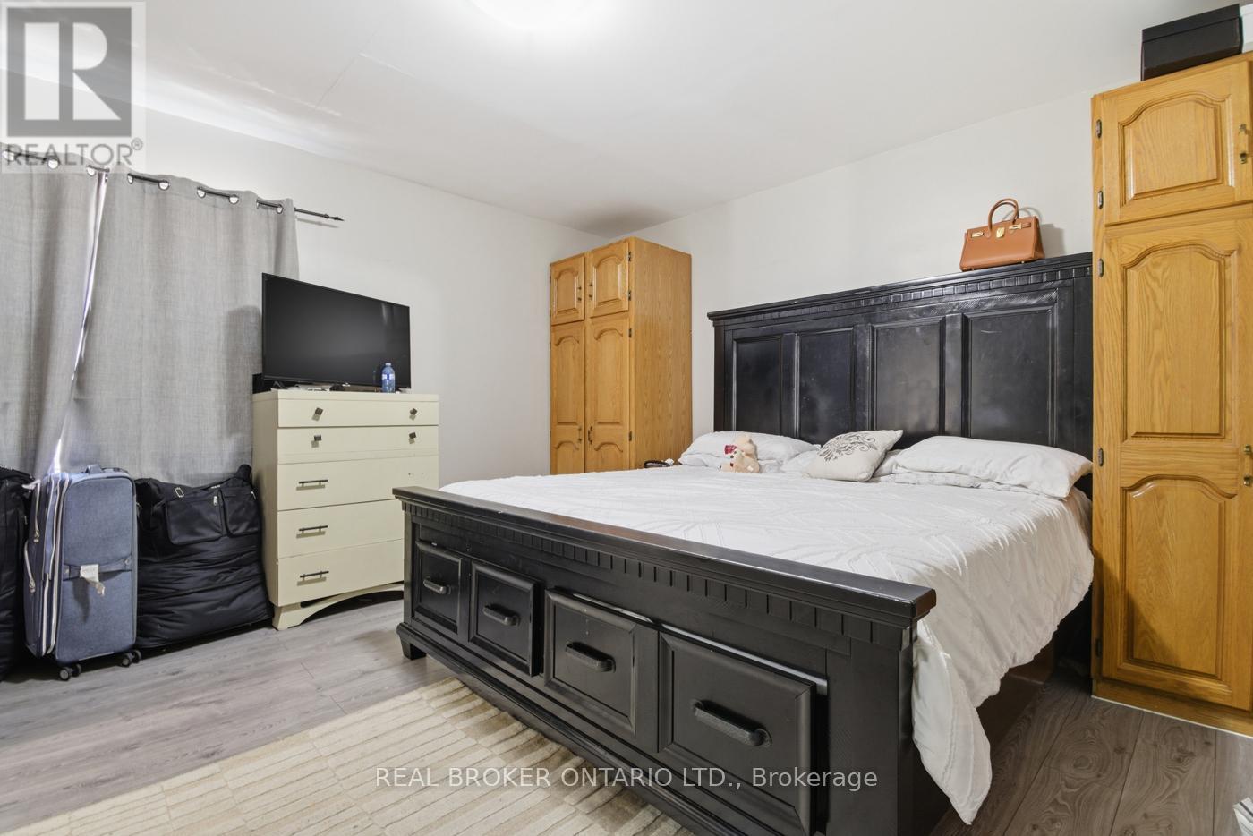 256 LINCOLN STREET - 15