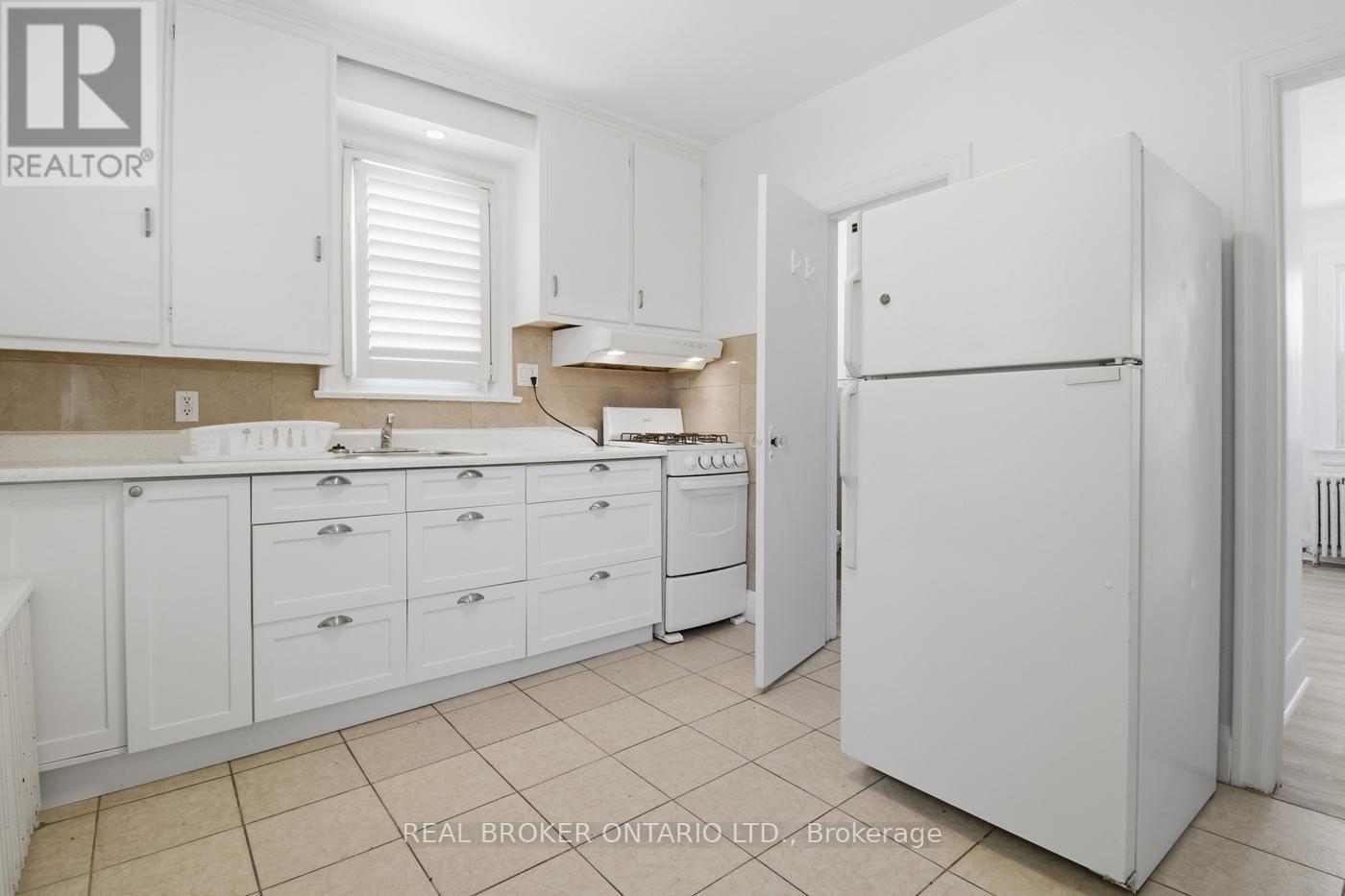 256 LINCOLN STREET - 22
