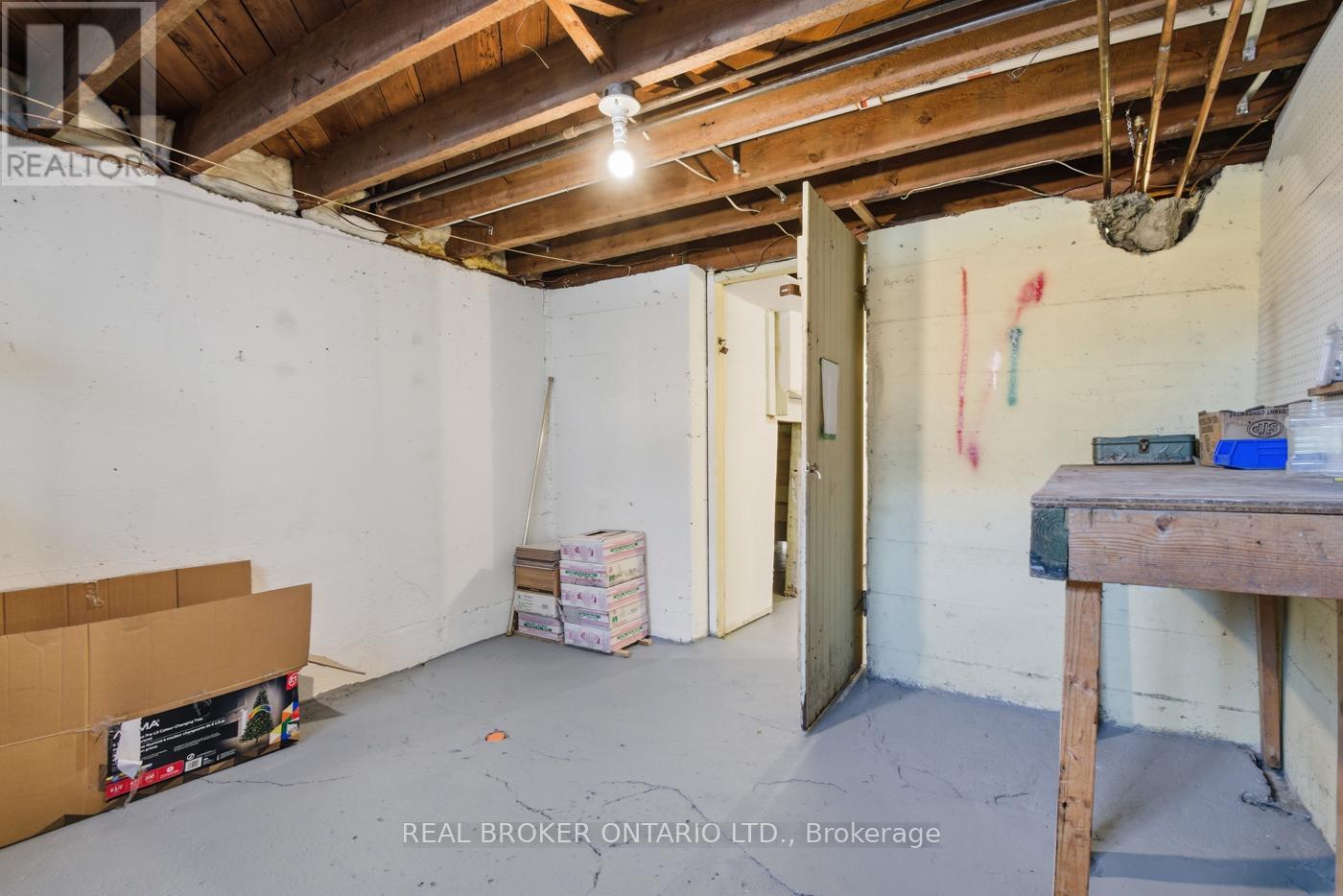 256 LINCOLN STREET - 28
