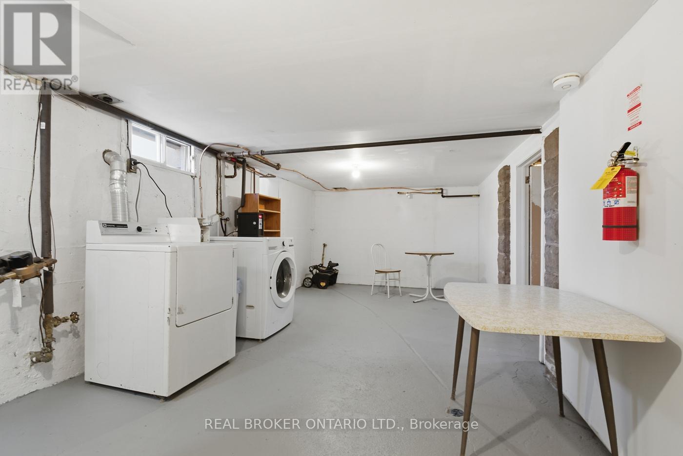256 LINCOLN STREET - 30