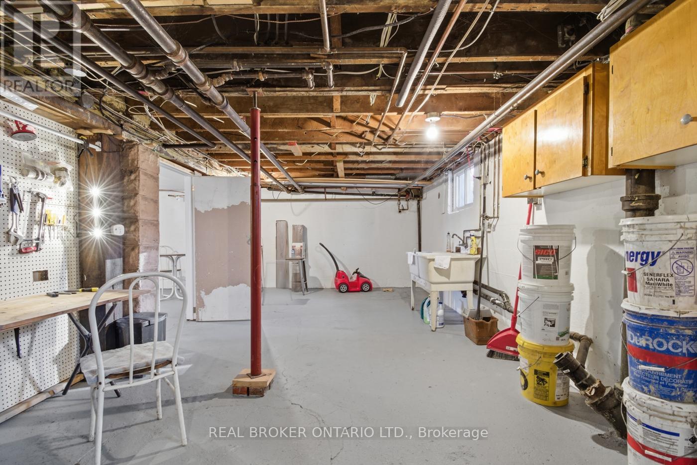 256 LINCOLN STREET - 39