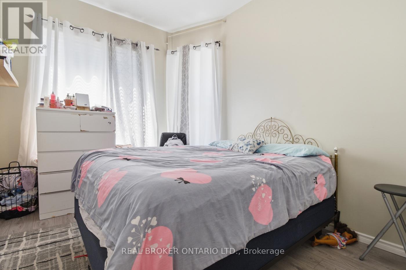256 LINCOLN STREET - 9