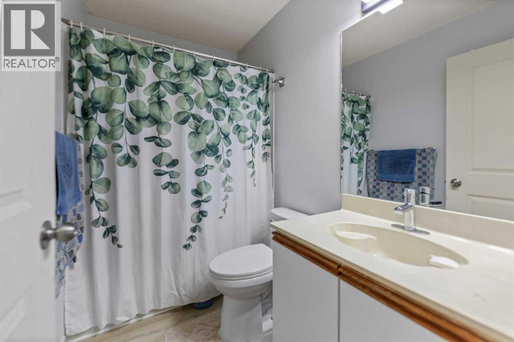 3806 Catalina Boulevard NE - 23