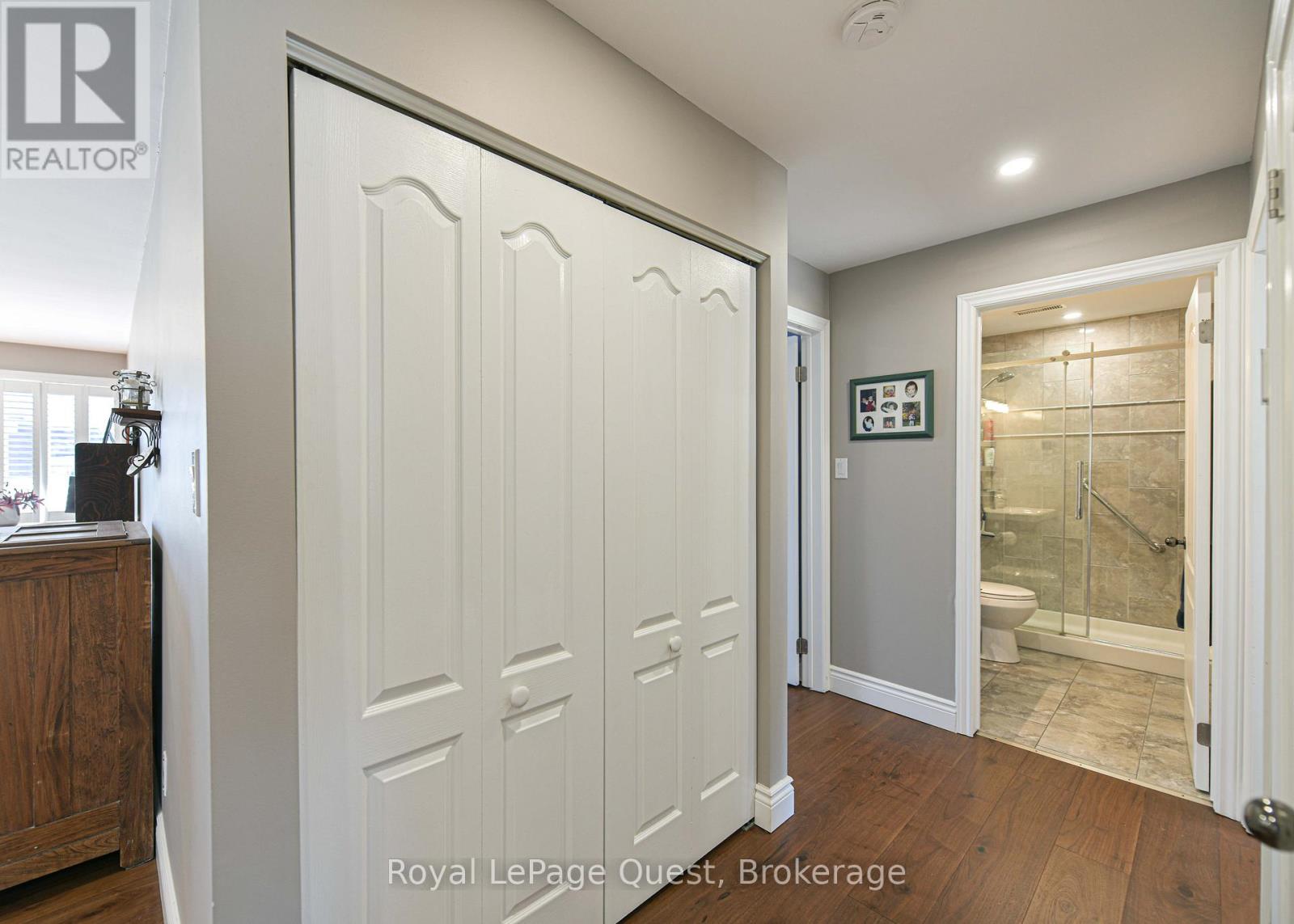 #202 585 ATHERLEY ROAD - 16