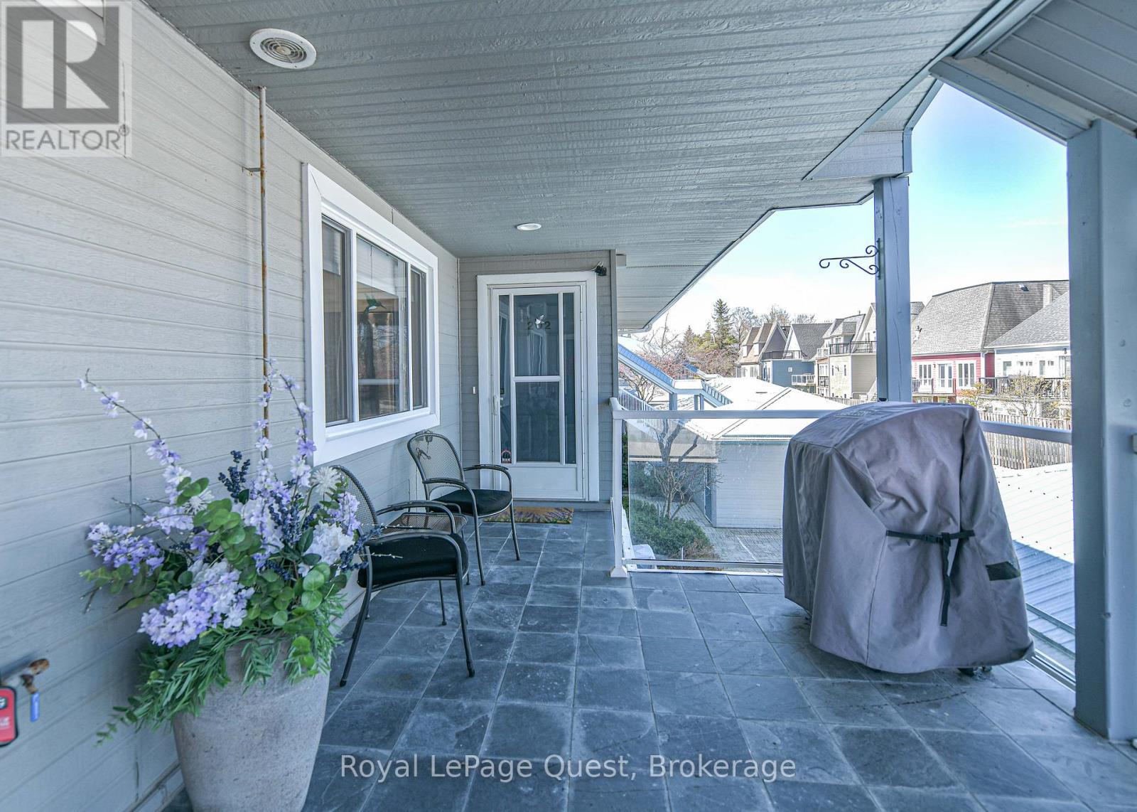 #202 585 ATHERLEY ROAD - 6