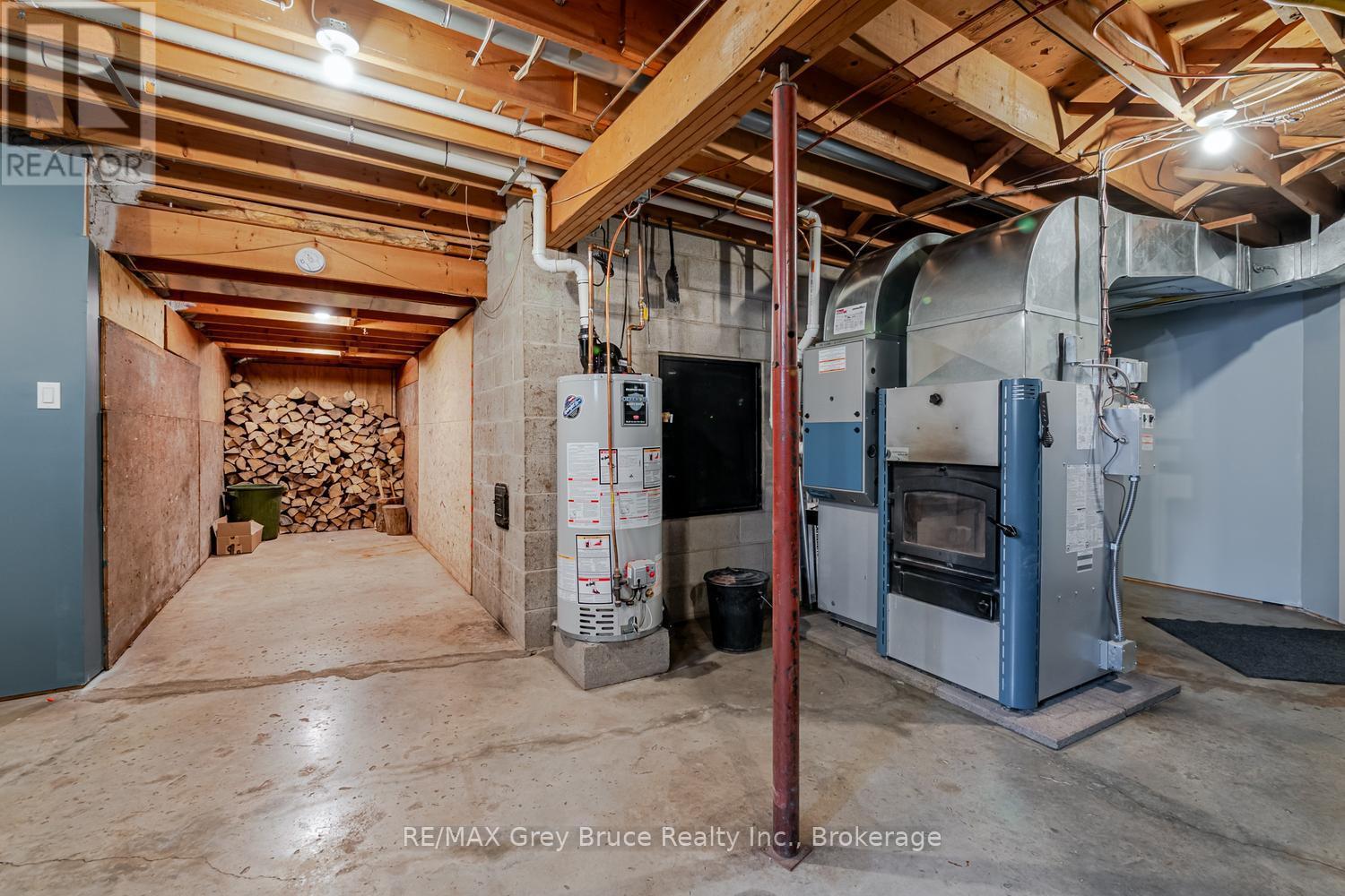130483 GLEASON LAKE ROAD - 33