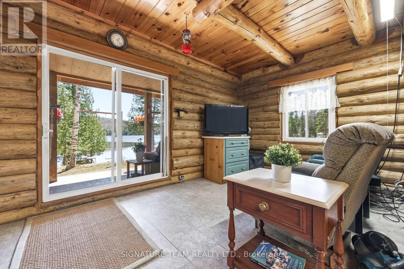 527 A LORWELL LAKE LANE - 13