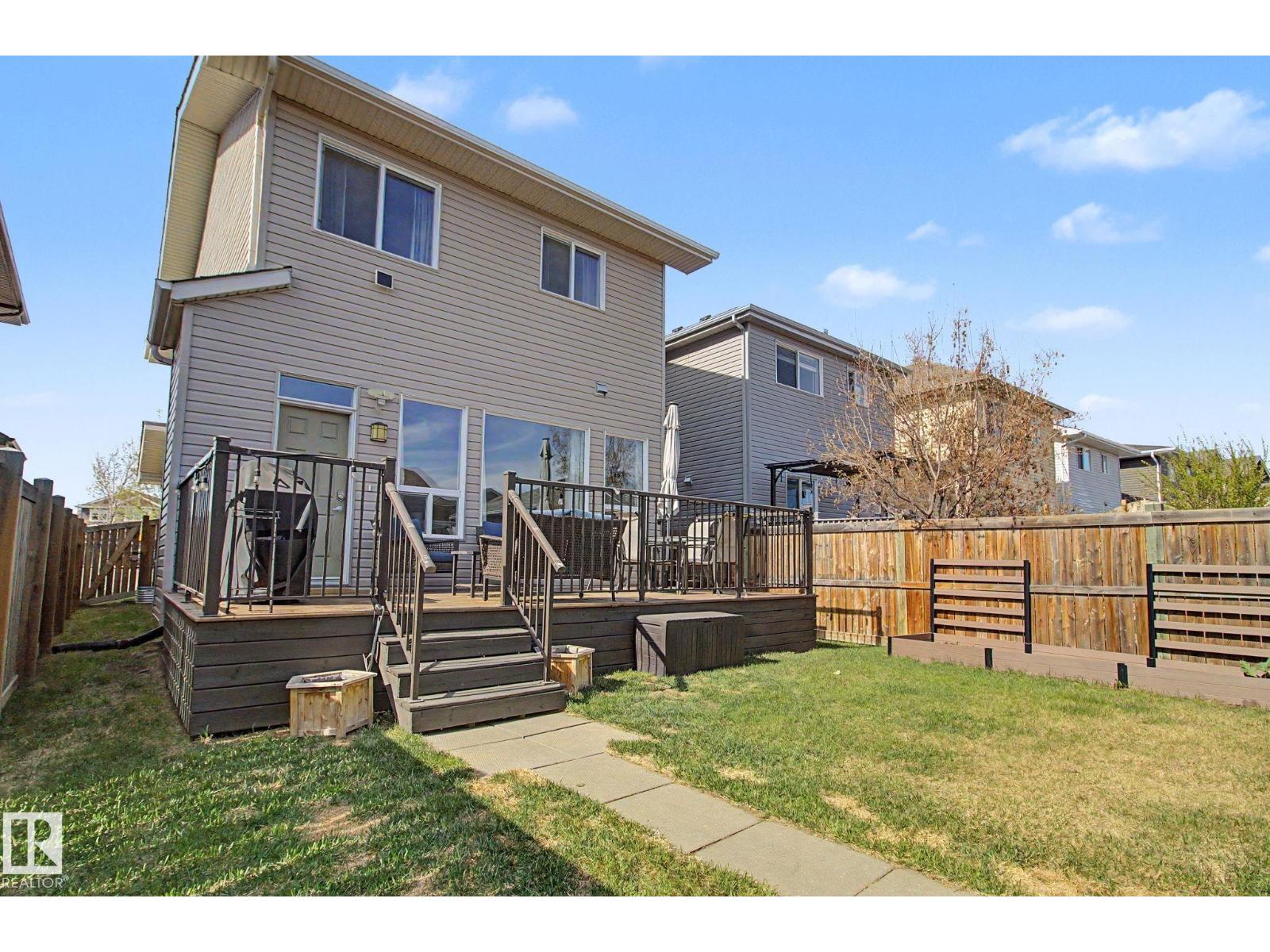 7363 179 AV NW, Edmonton