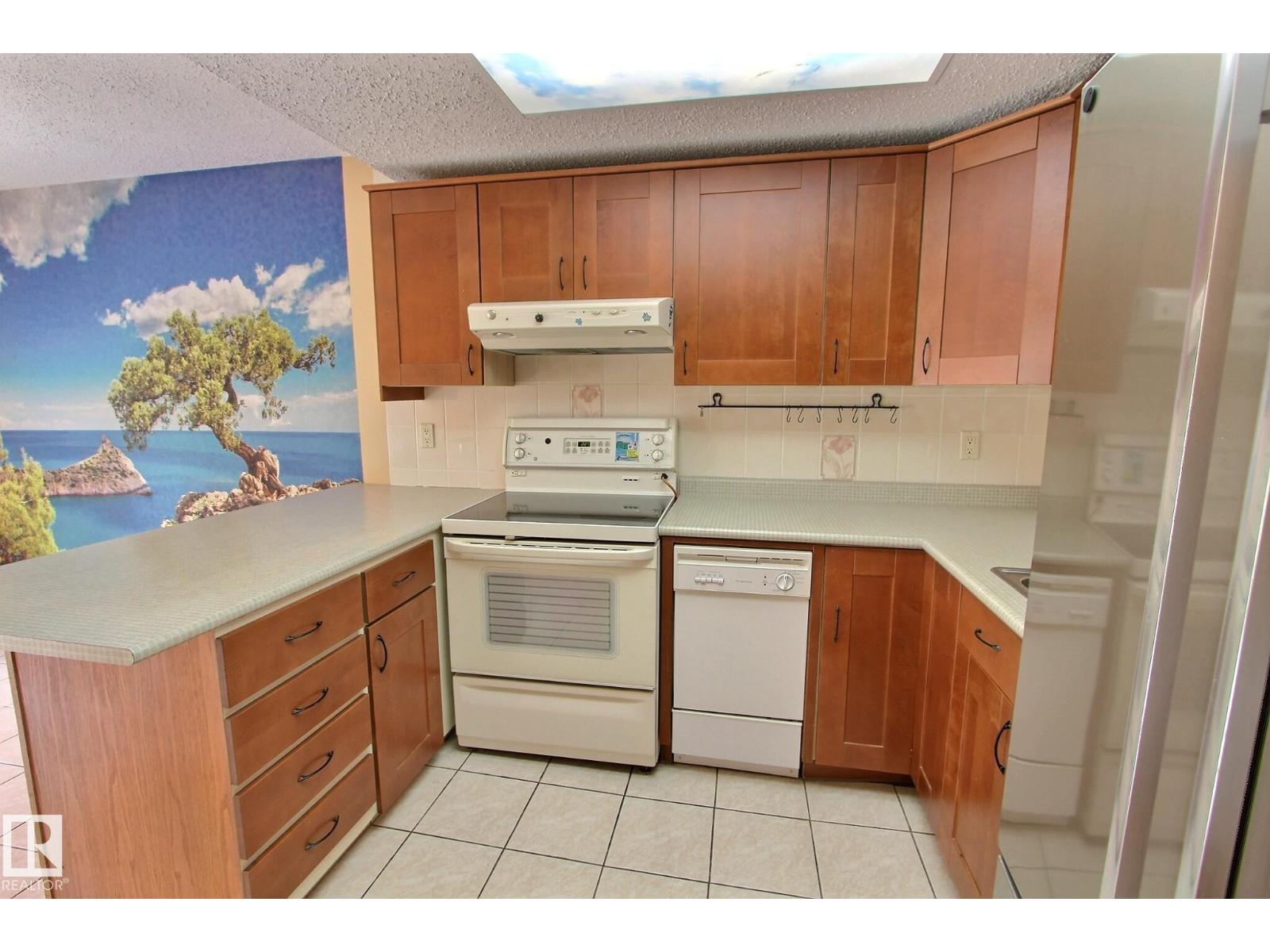 230 CHATEAU PL NW, Edmonton