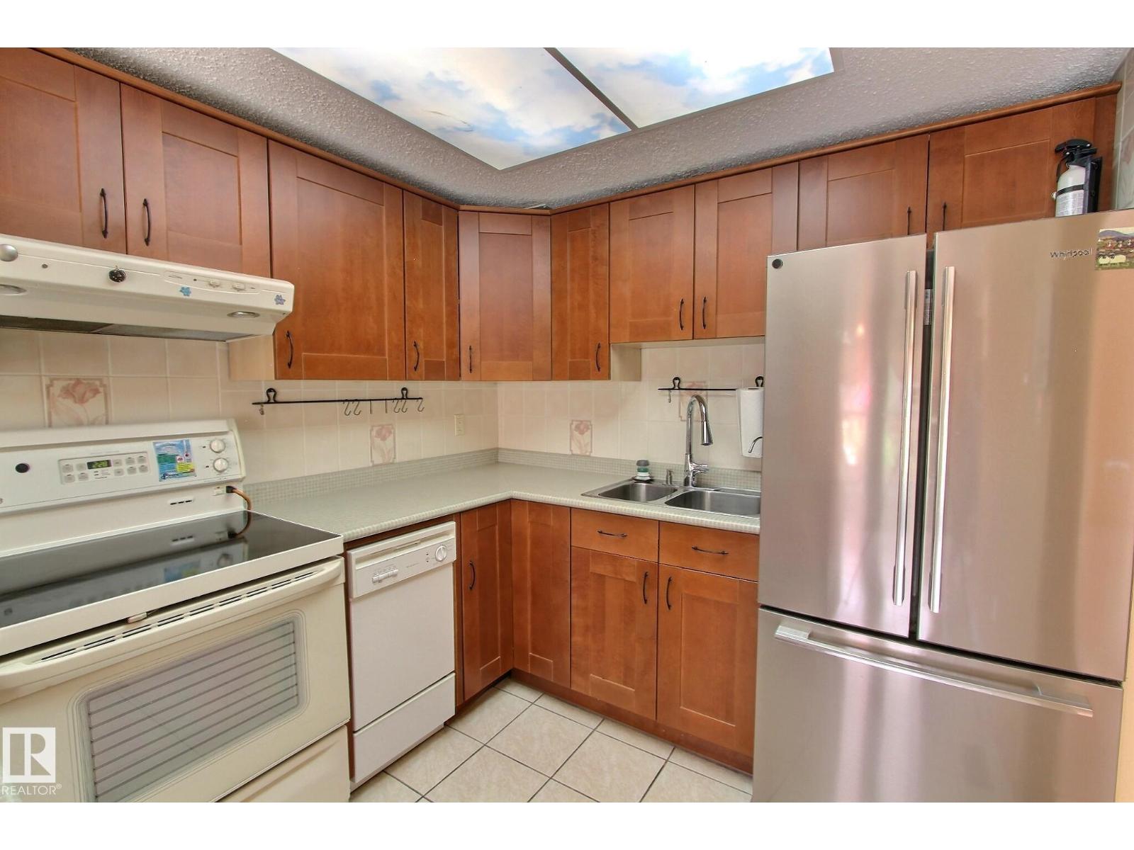 230 CHATEAU PL NW, Edmonton