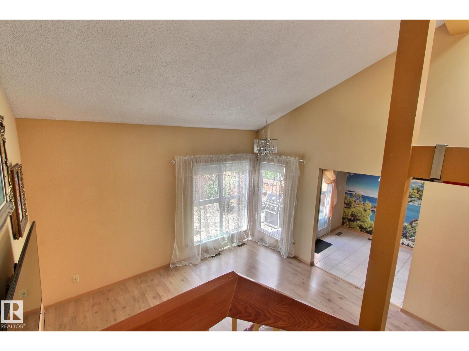 230 CHATEAU PL NW, Edmonton