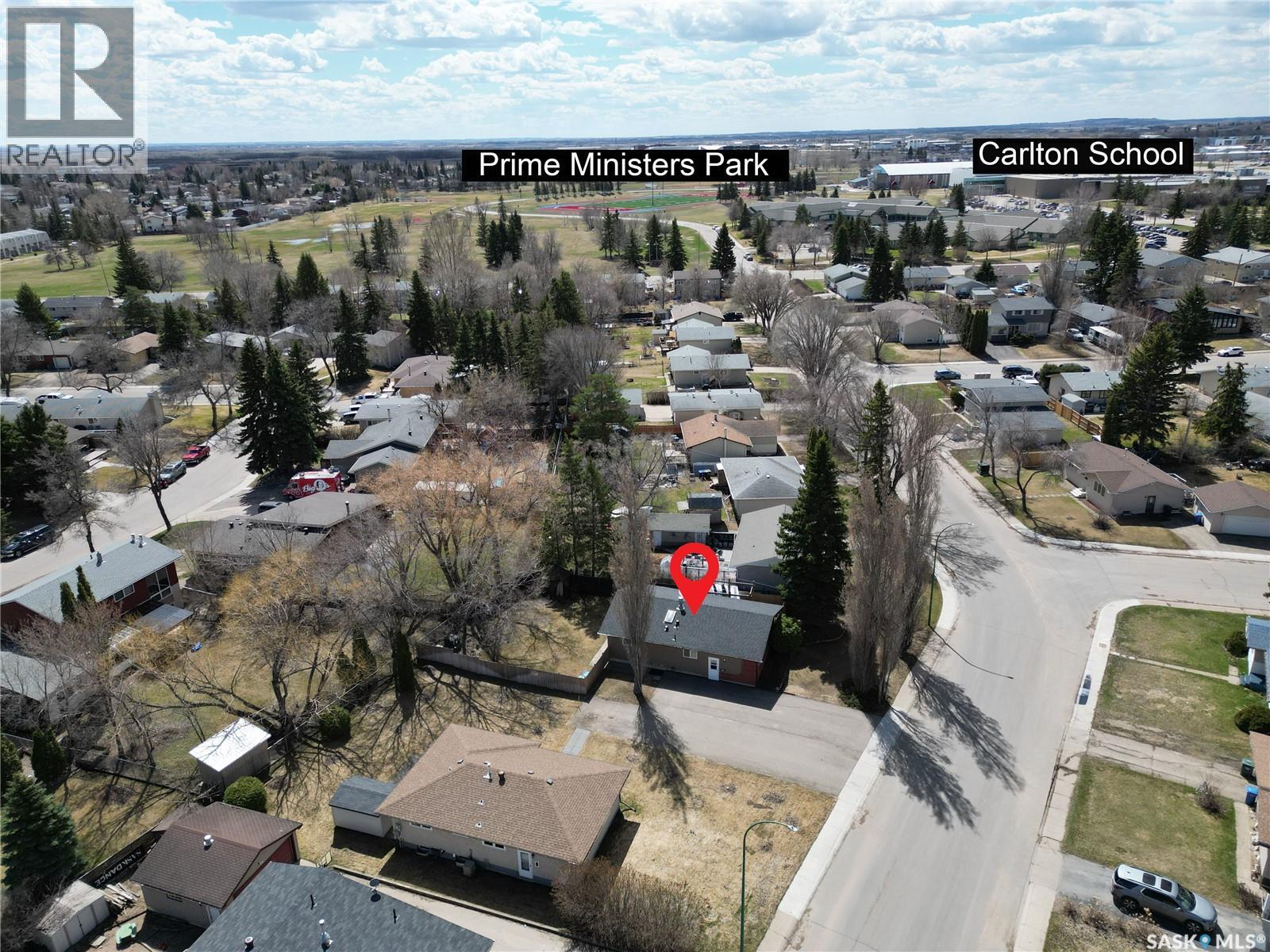 2550 MacDonald AVENUE - 36