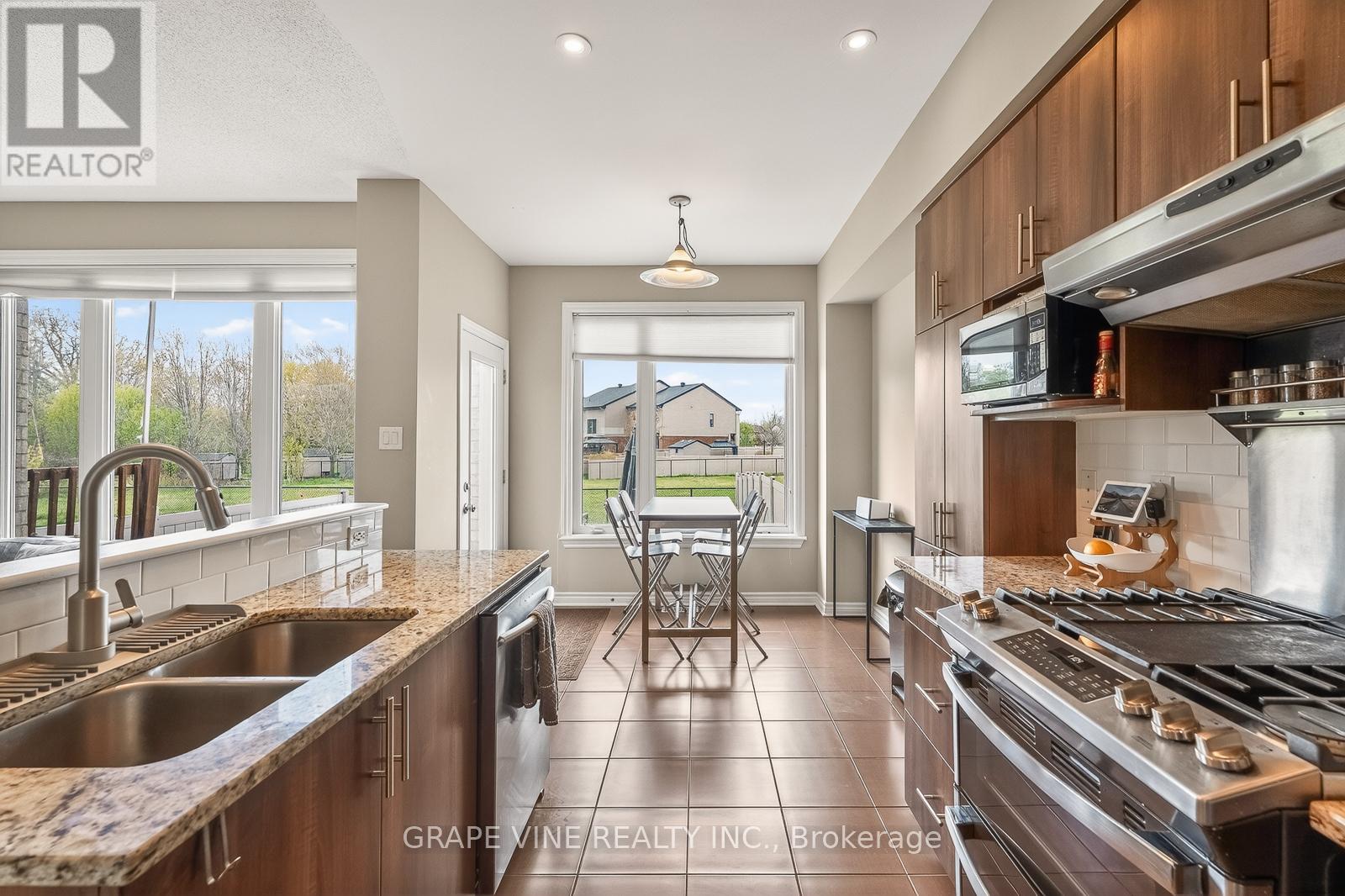 510 GRAND TULLY WAY - 13